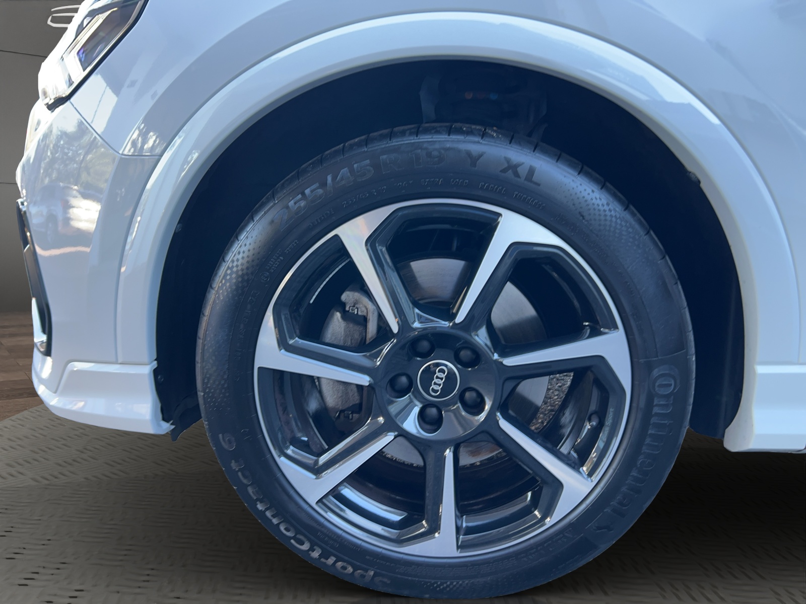 AUDI Q3 Sportback 40 TFSI S line quattro S-tronic-image-22