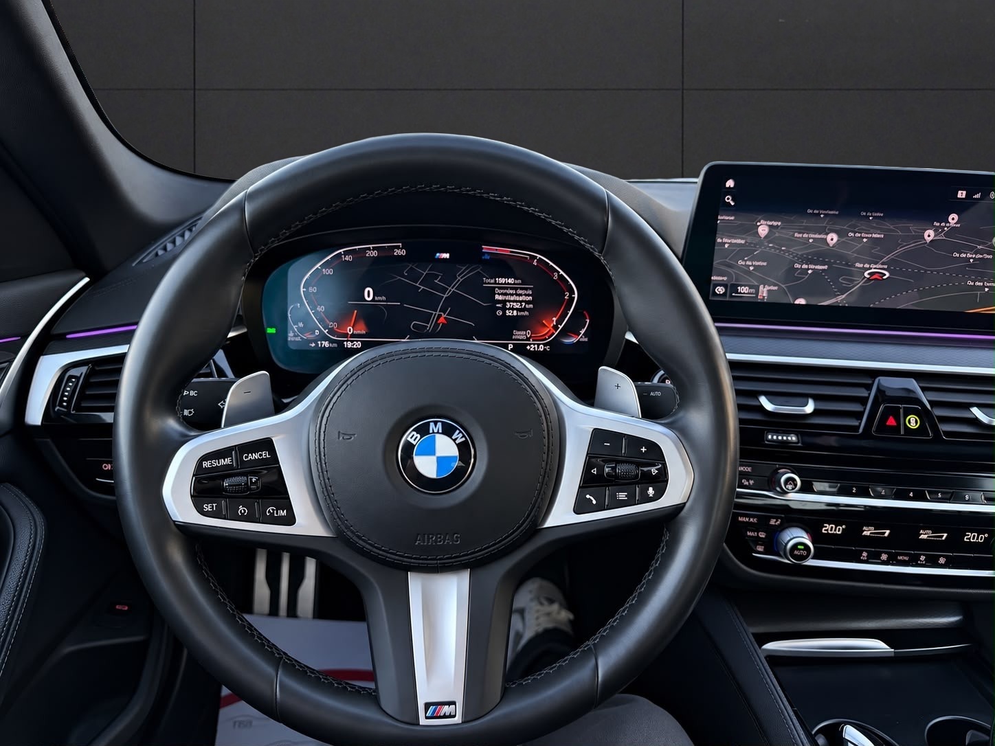 BMW 520d xDrive 48V Touring Pure M-PACK GARANTIE 2 ans Sport Edition-image-12