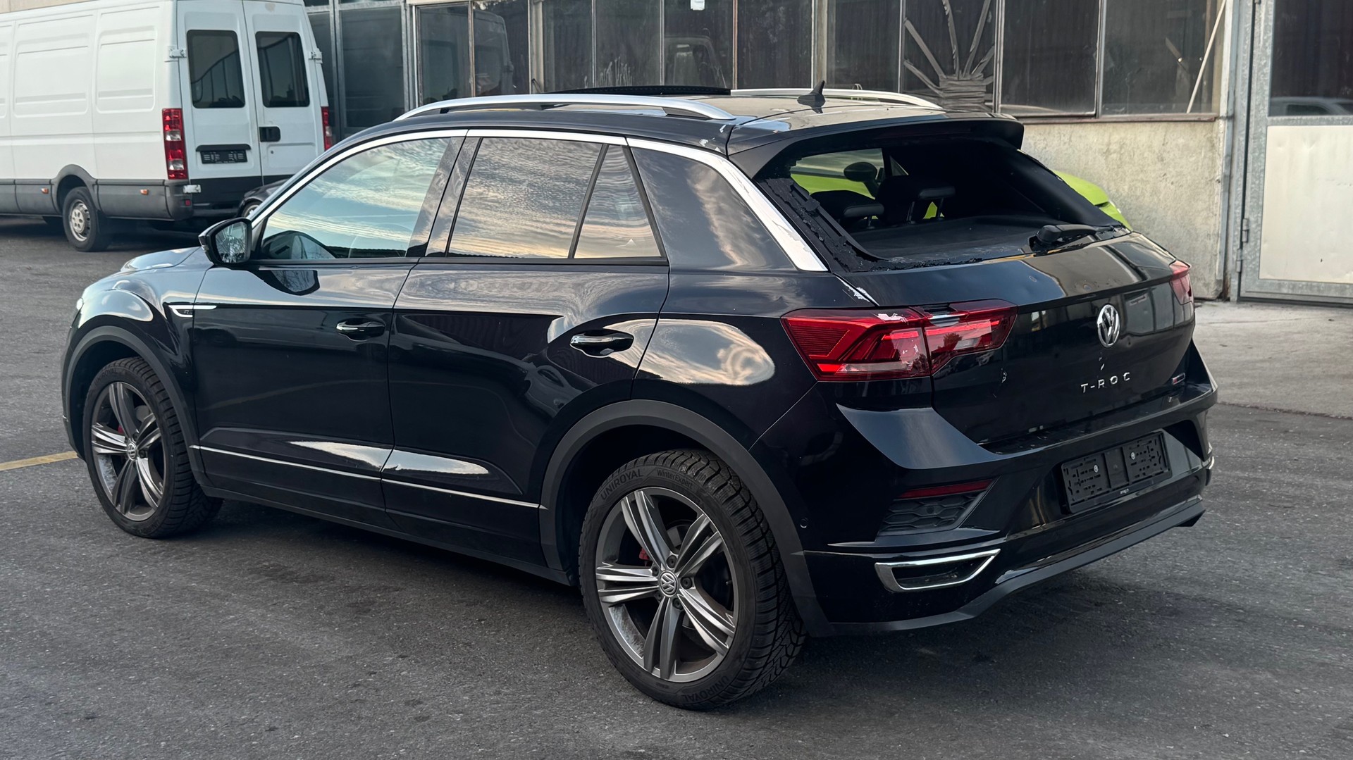 VW T-Roc 2.0 TSI Sport DSG 4Motion-image-4