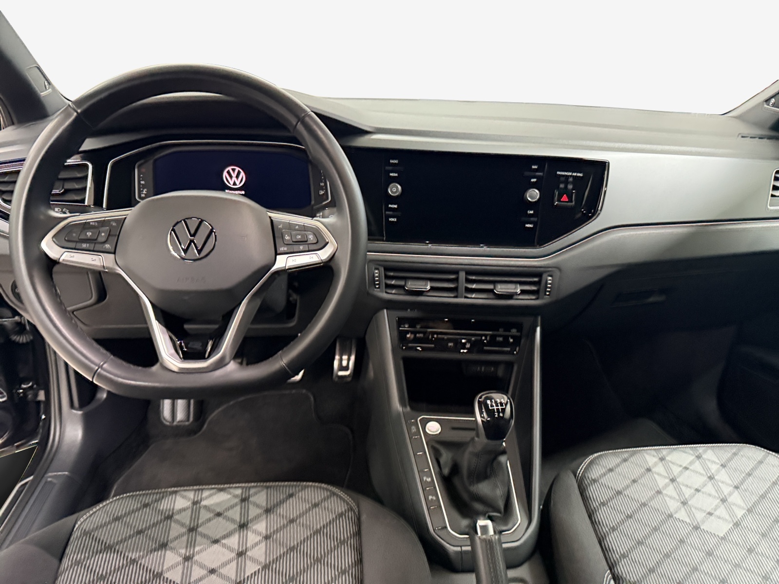 VW Polo 1.0 TSI R-Line-image-8