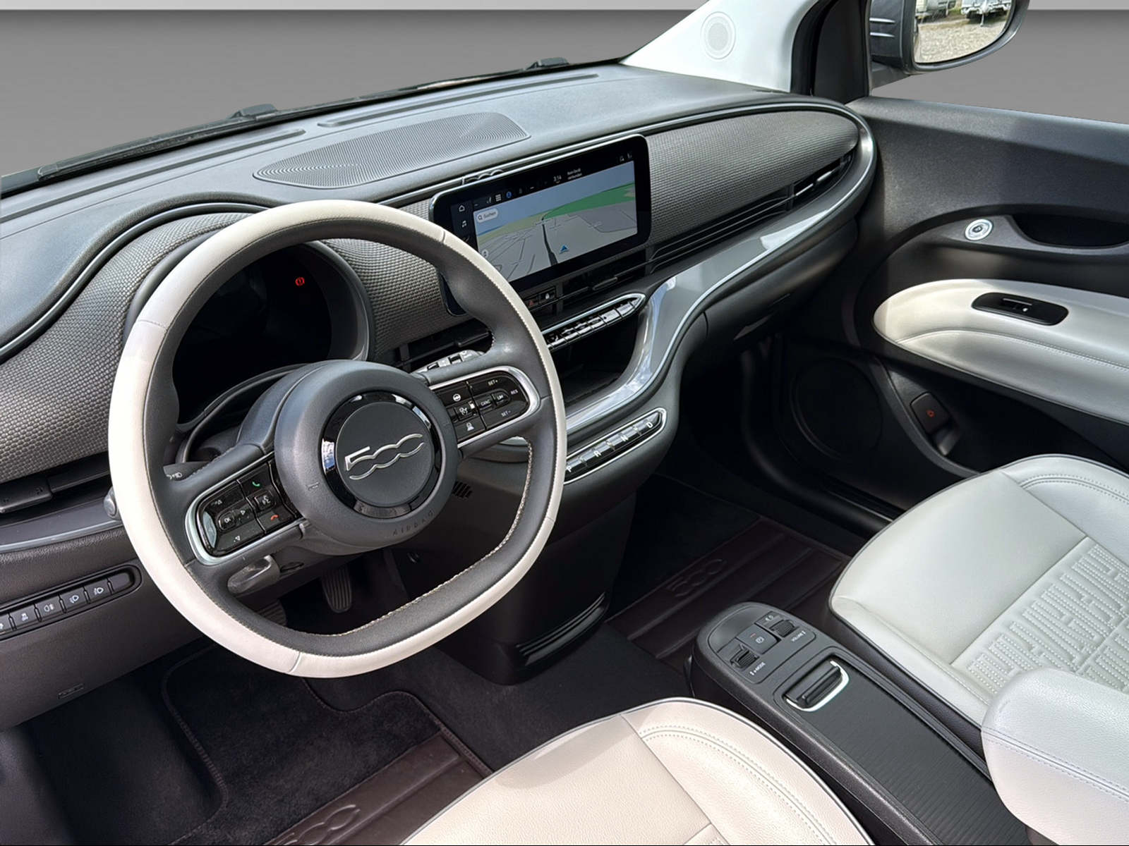 FIAT 500La Prima-image-14