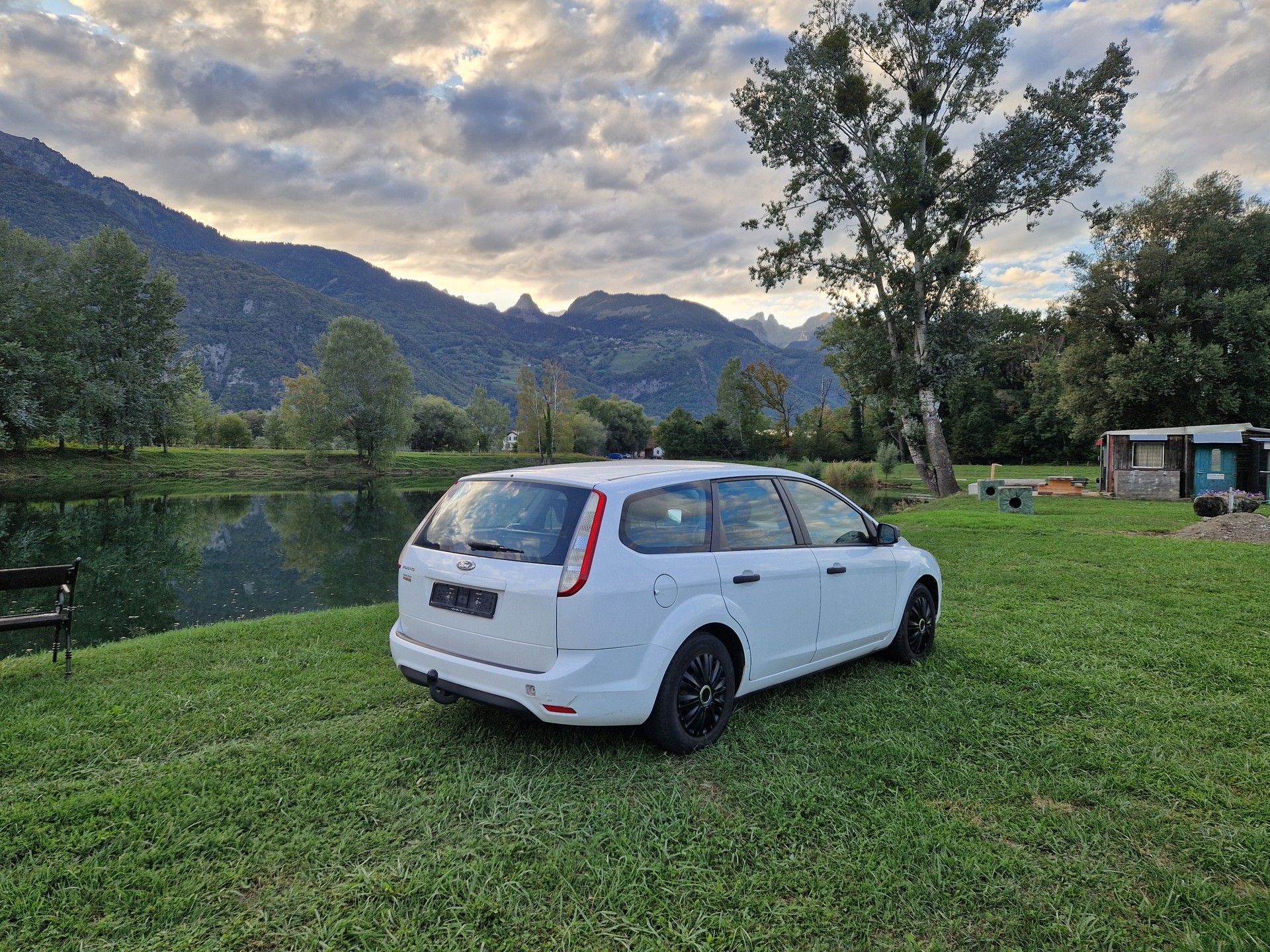 FORD Focus 1.6 16v ECOnetic Carving-image-3