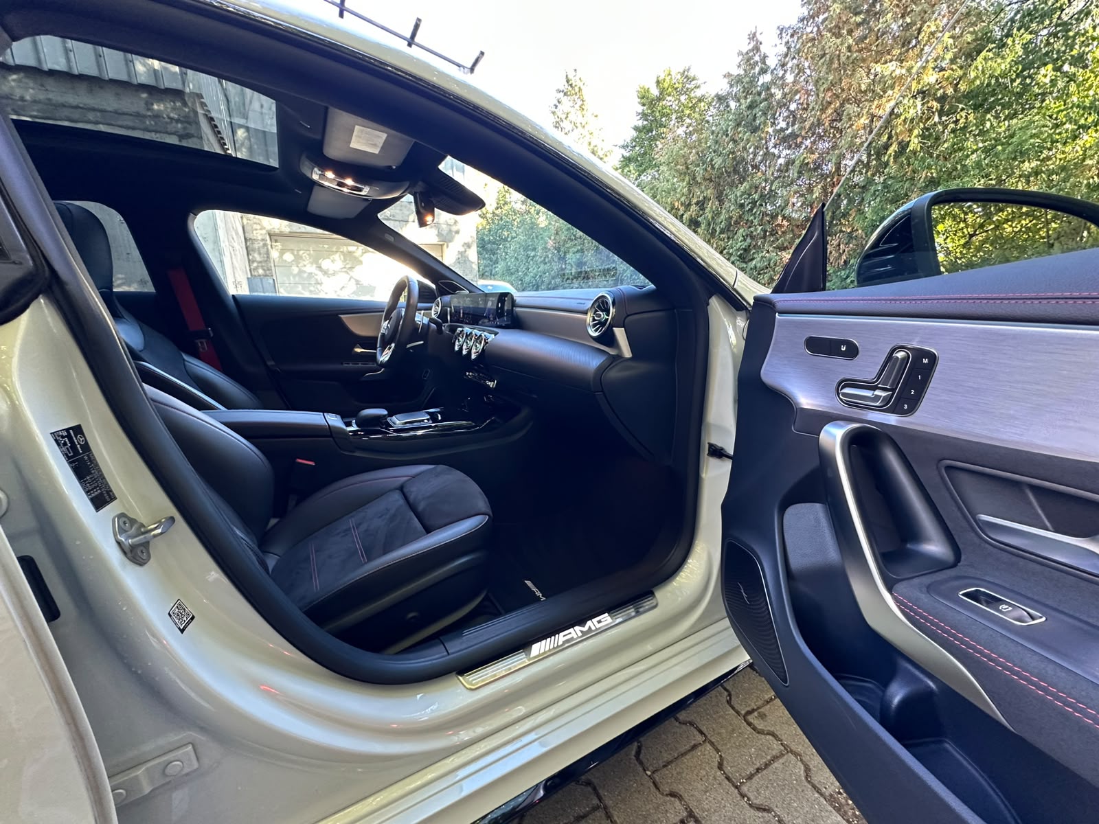 MERCEDES-BENZ CLA 35 AMG 4Matic 7G-DCT-image-18