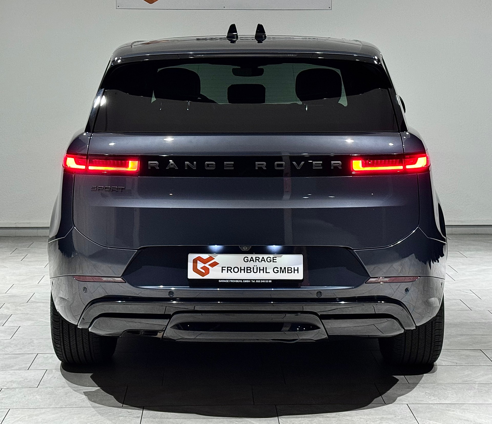 LAND ROVER Range Rover D300 3.0D I6 MHEV SE Automatic | Werksgarantie | CH |-image-6