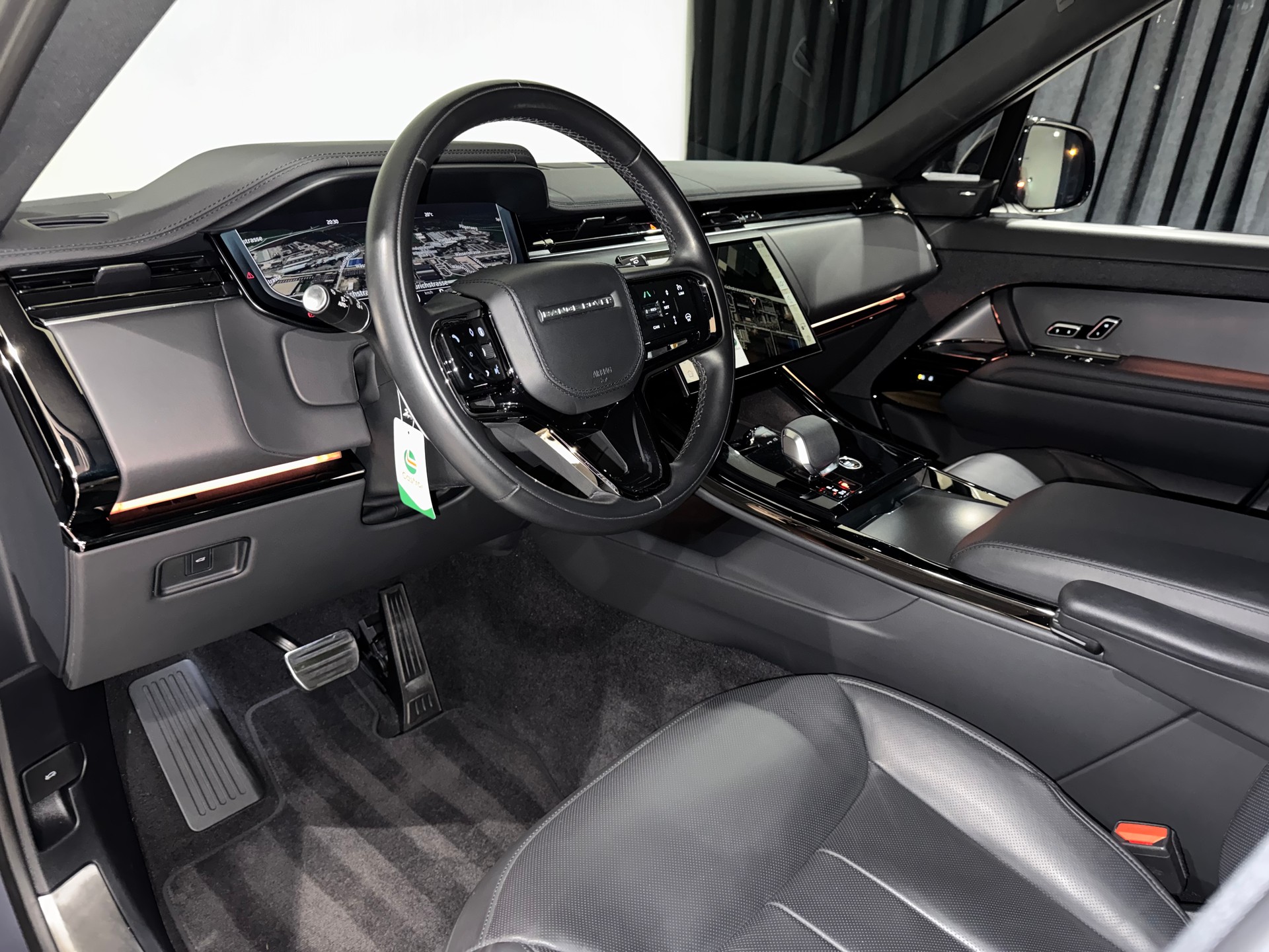 LAND ROVER Range Rover D300 3.0D I6 MHEV SE Automatic | Werksgarantie | CH |-image-9