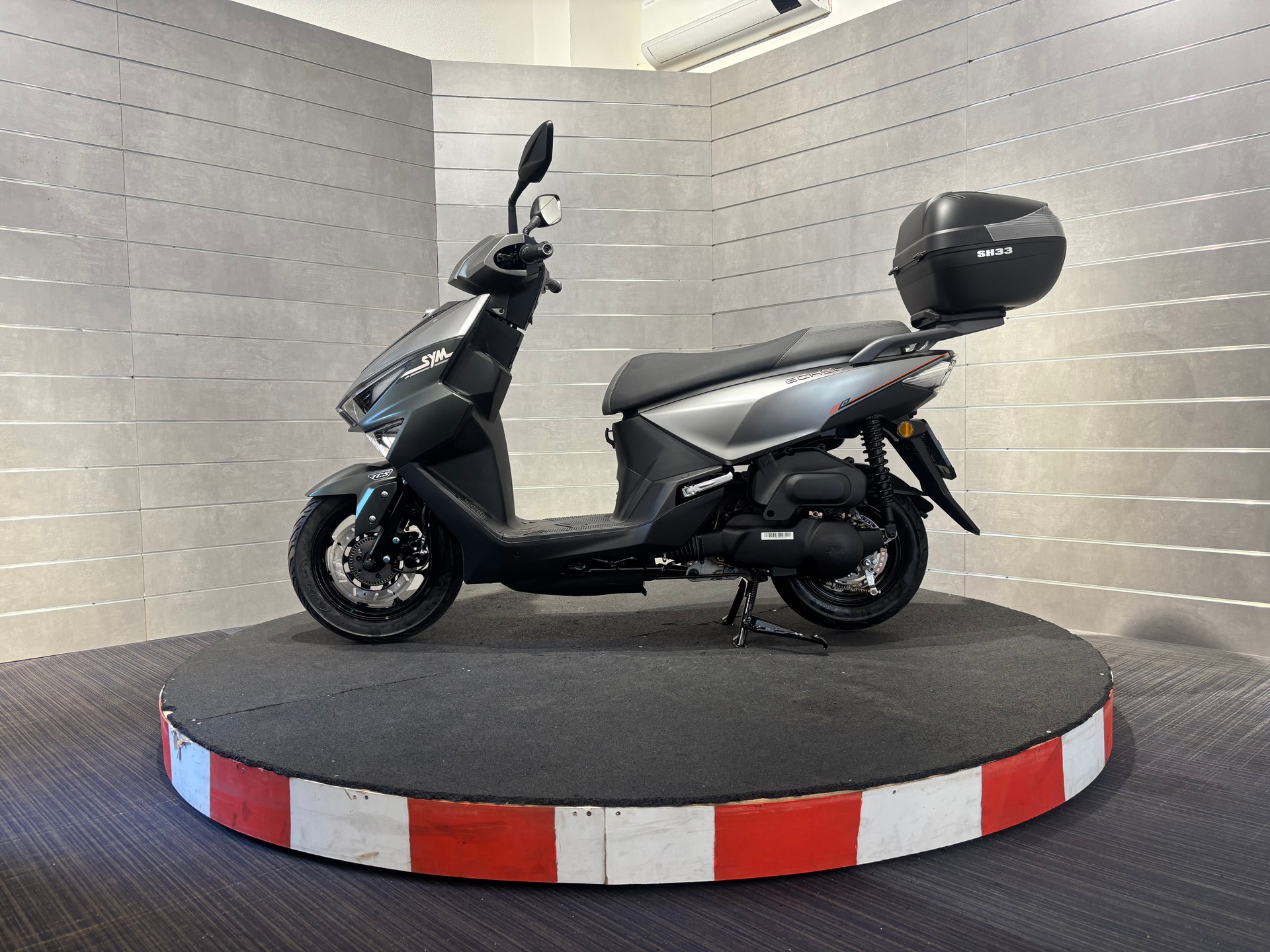 SYM ECHS 125-showroom-element-1