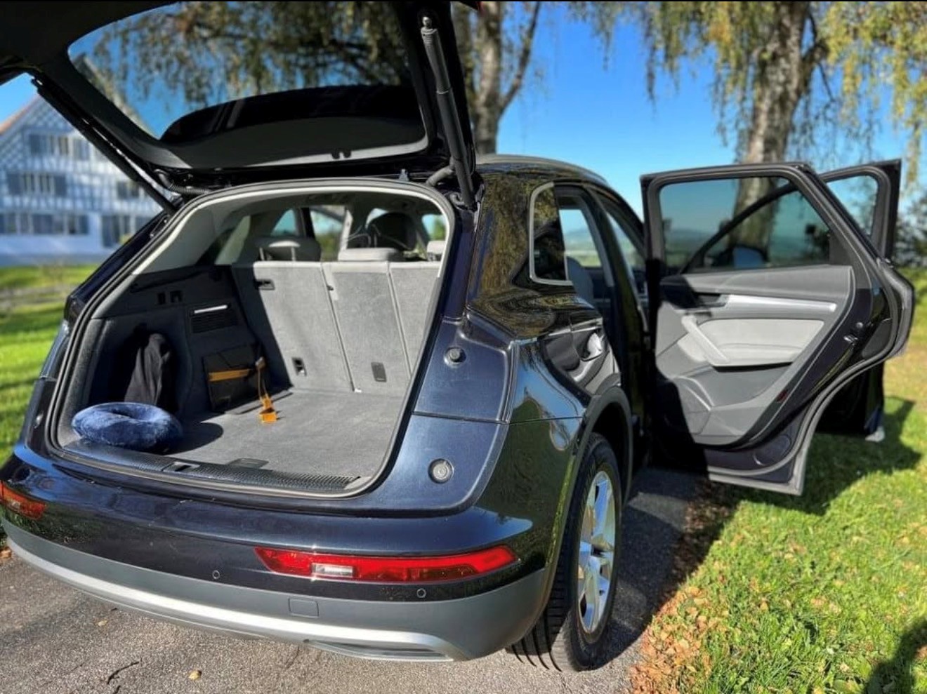 AUDI 2.0 TDI 190 quattro S-Tronic-image-2