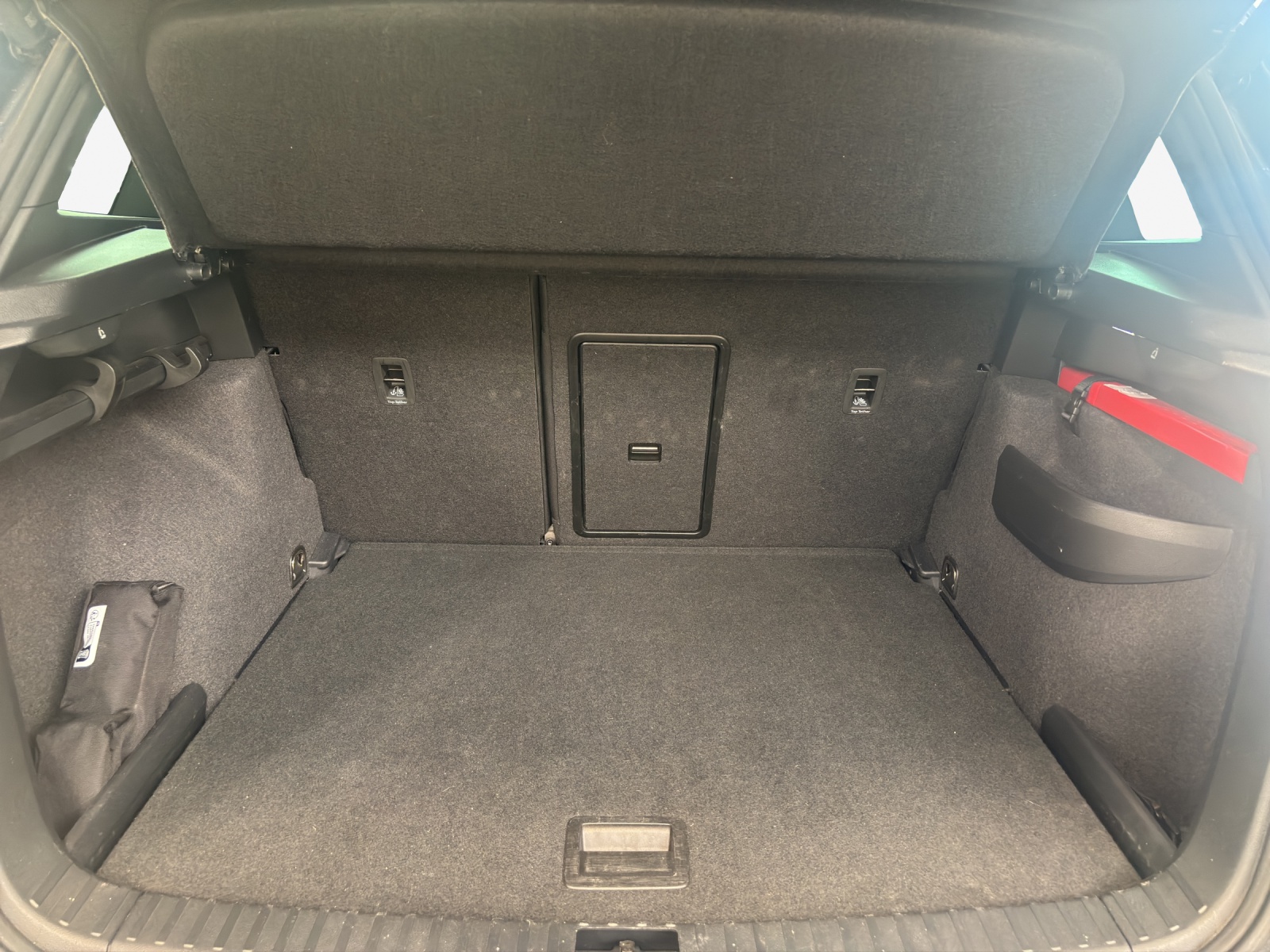 SKODA Karoq 2.0 TSI SportLine 4x4 DSG-image-12