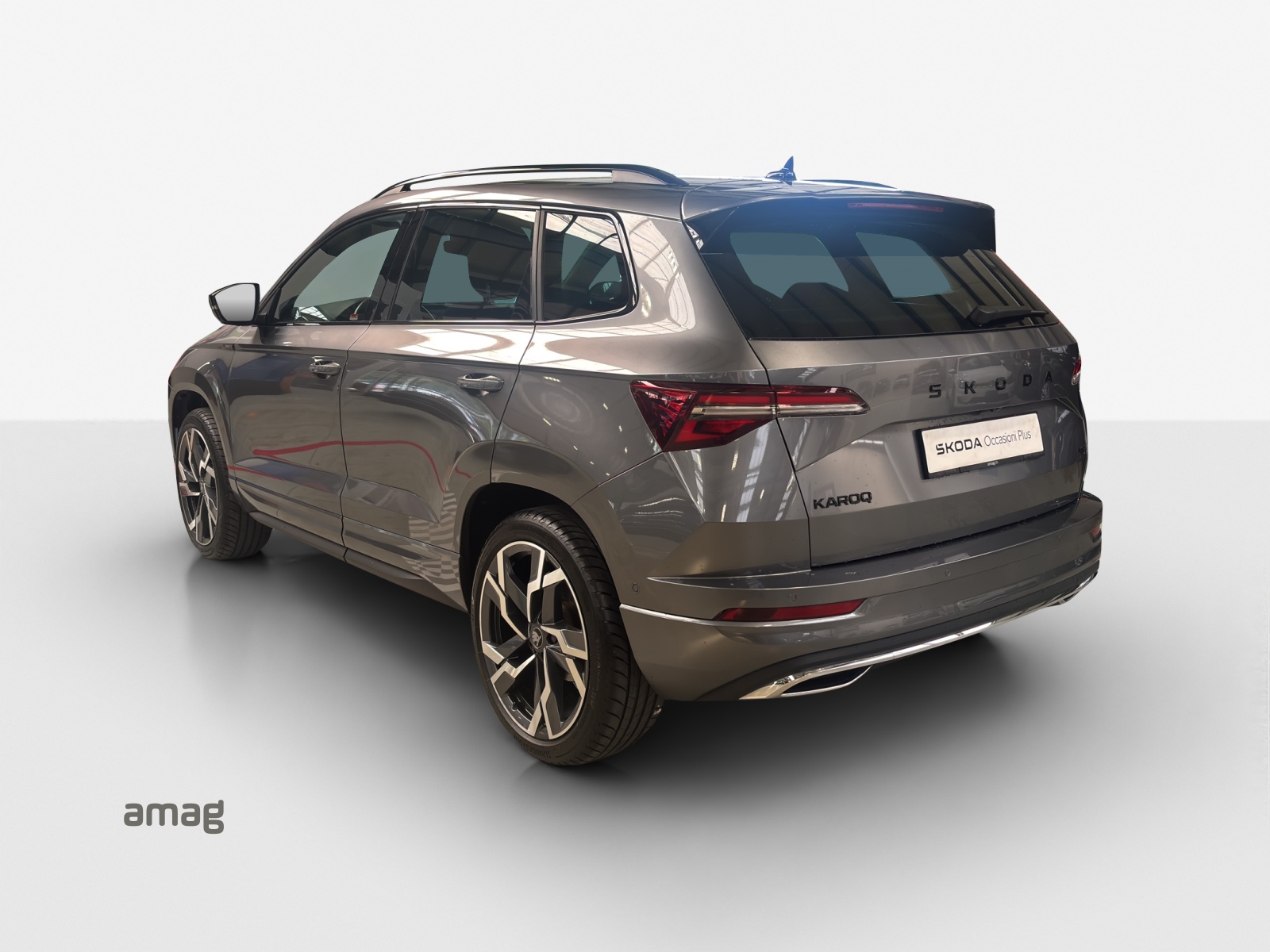 SKODA Karoq 2.0 TSI SportLine 4x4 DSG-image-2