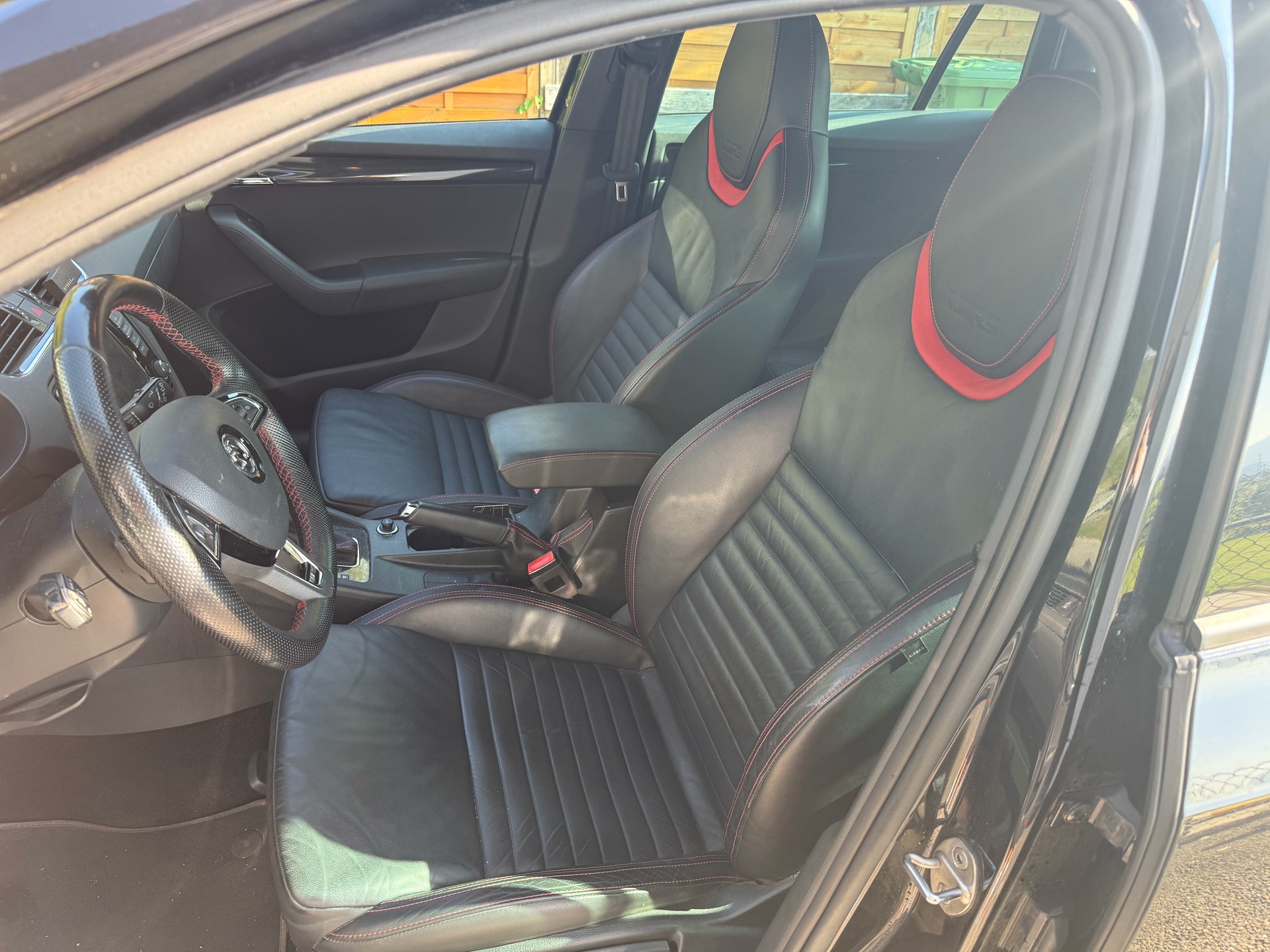 SKODA 2.0 TDI 184 RS DSG-image-3
