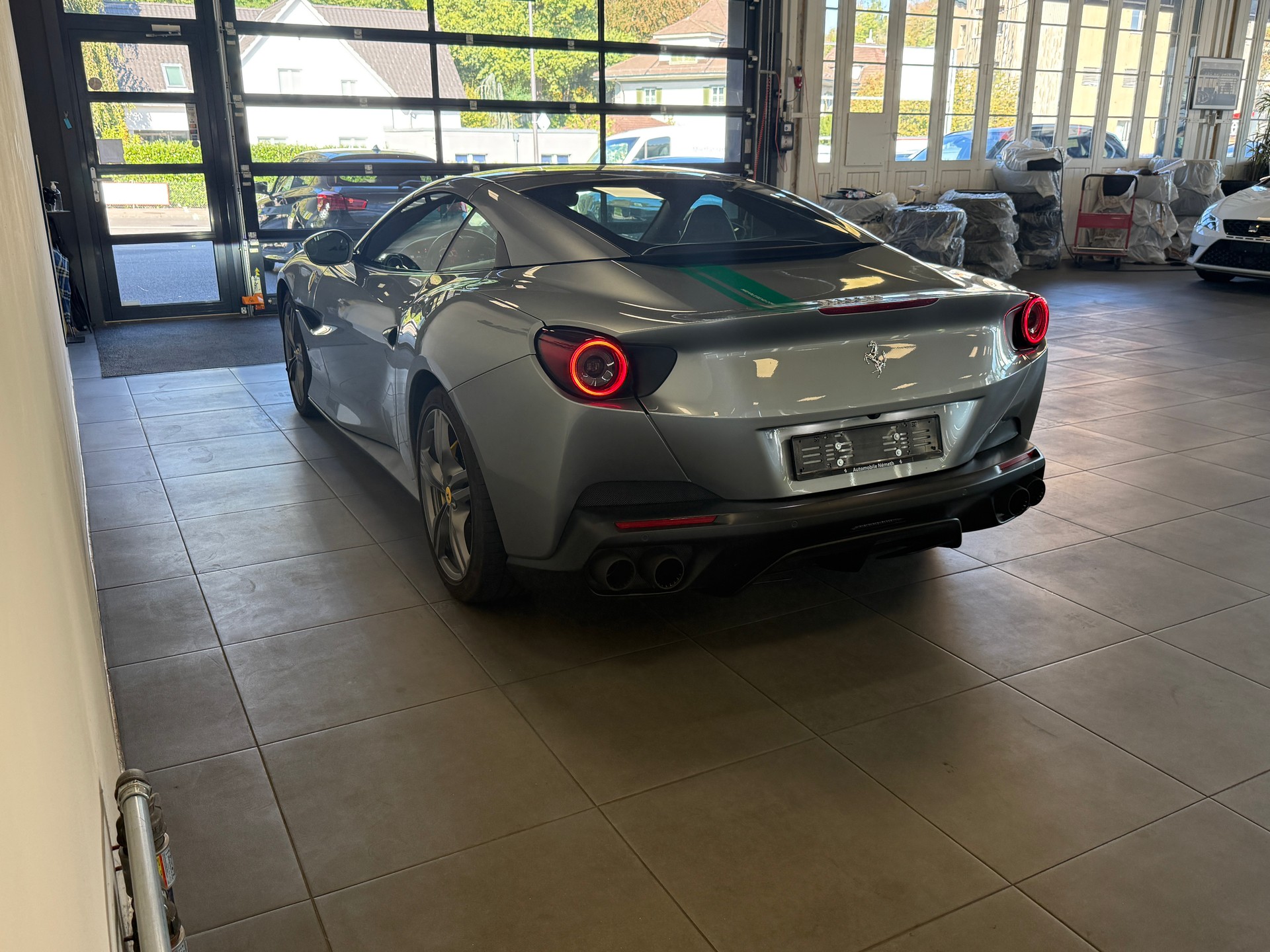 FERRARI Portofino 3.9 V8 T-image-4