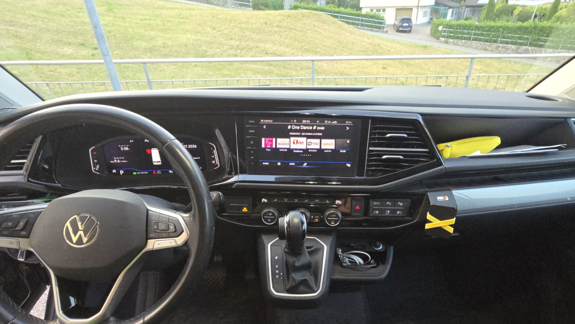 VW 2.0 TDI 204 Highline Liberty DSG 4m-image-9