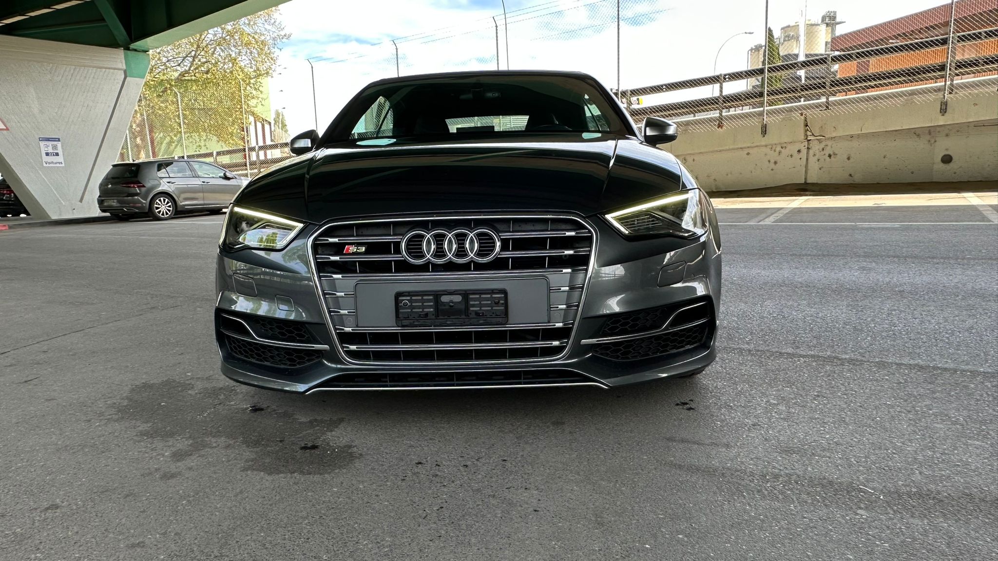 Car photo
