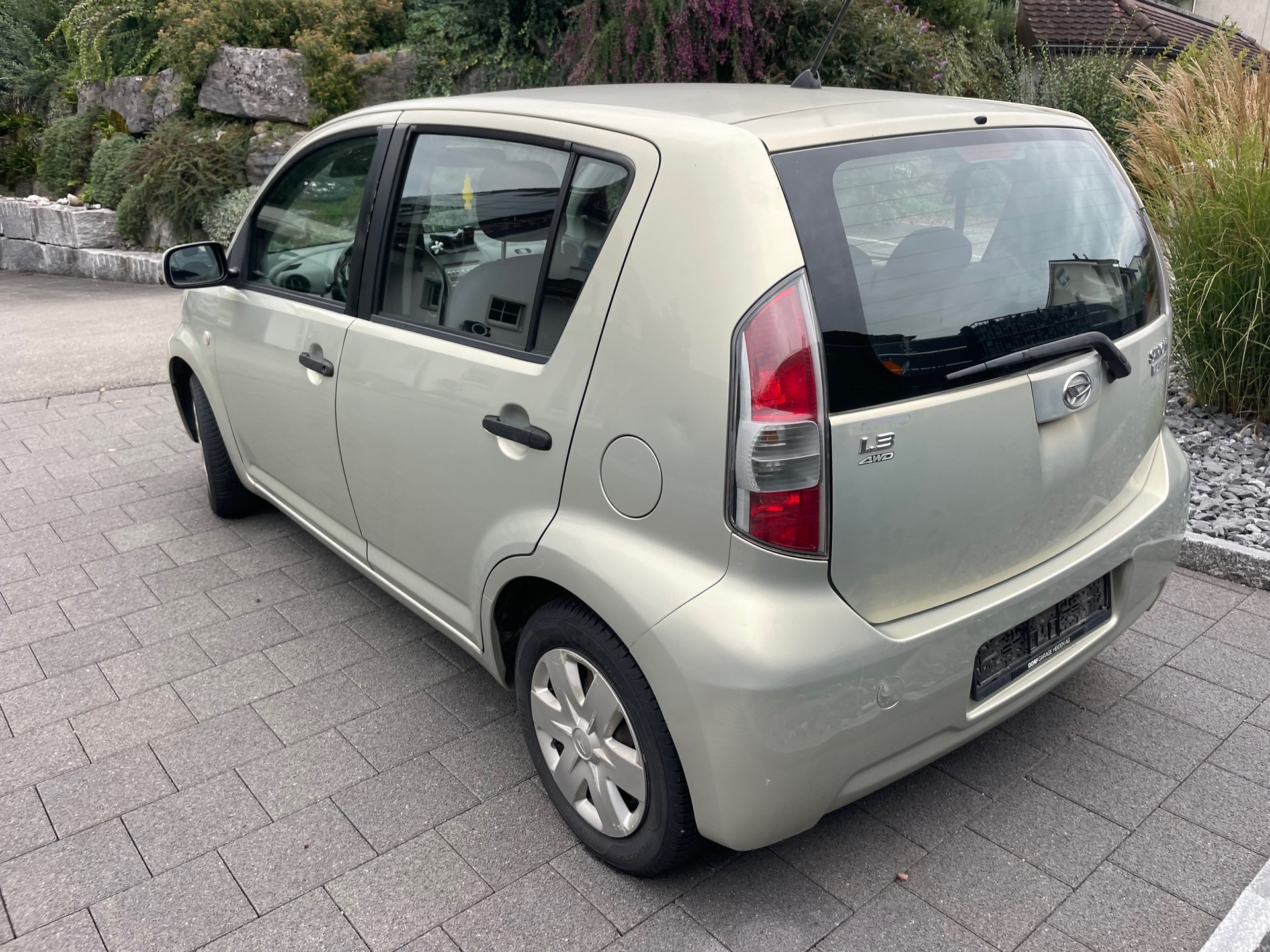 DAIHATSU 1.3 eco 4WD-image-3