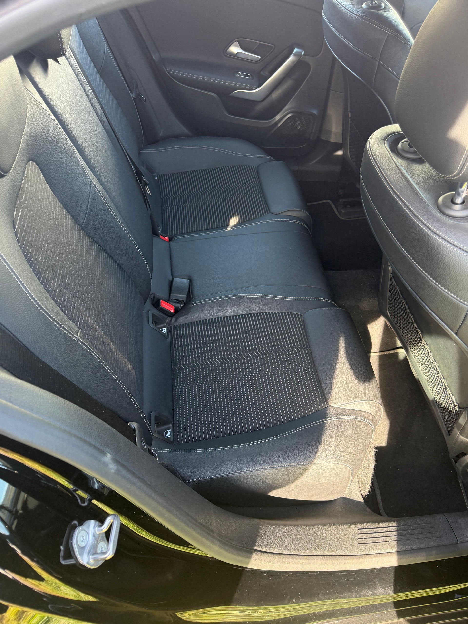 MERCEDES-BENZ A 200-image-8
