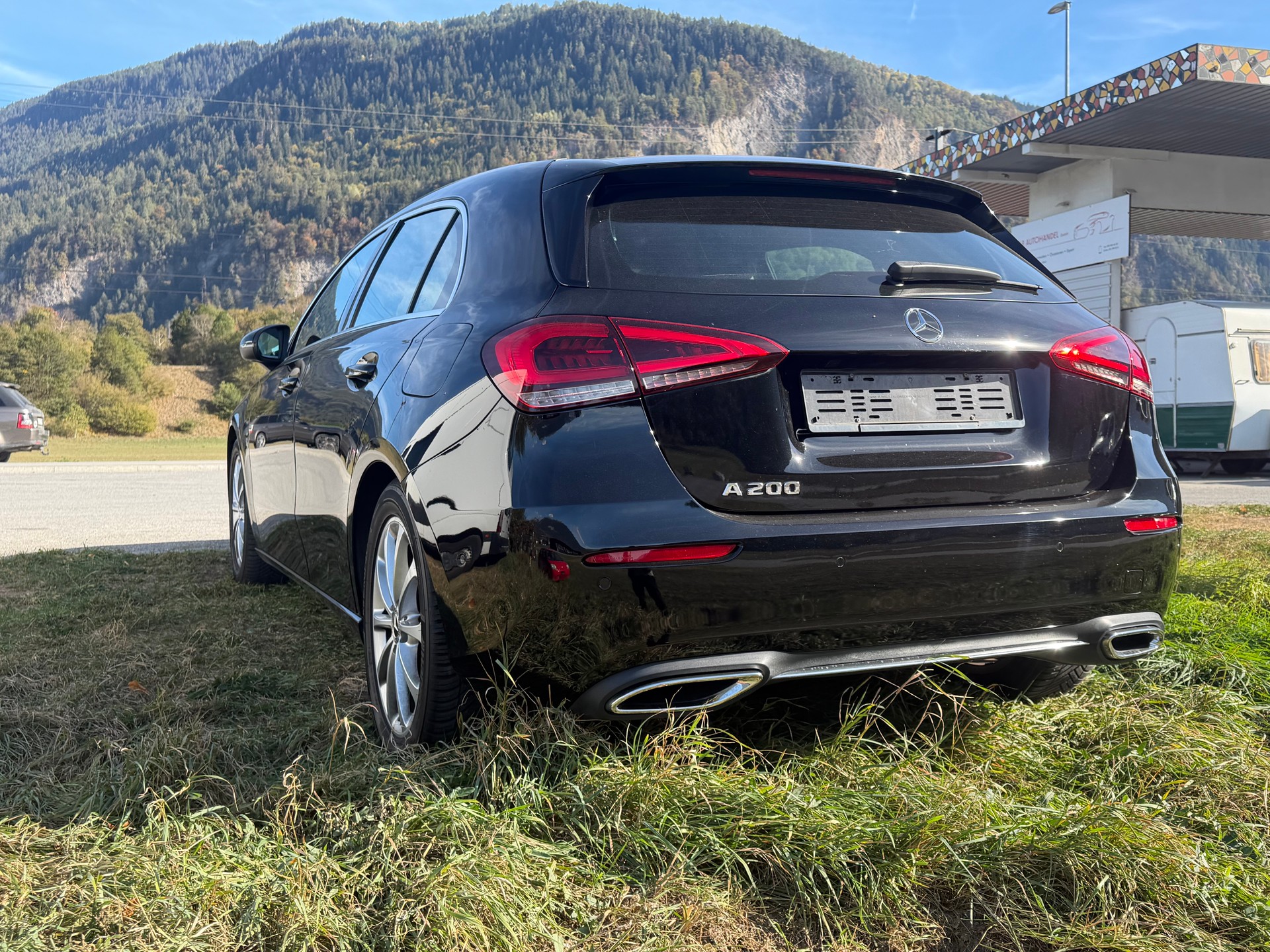 MERCEDES-BENZ A 200-image-5