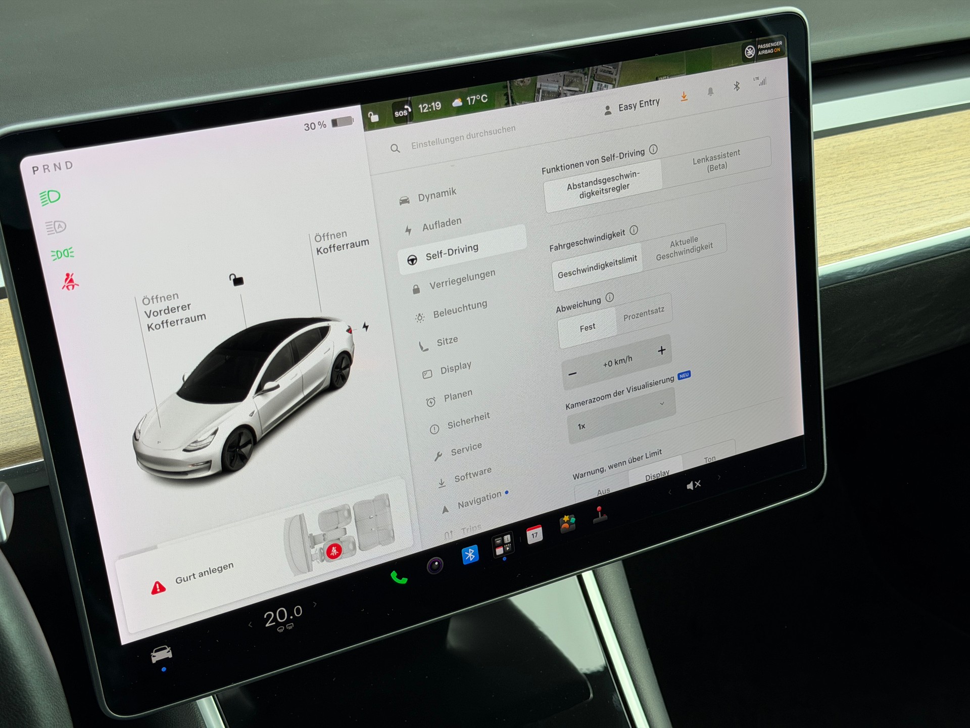 TESLA Model 3 Long Range Dual Motor AWD *Anhängerkupplung* *frisch ab MFK*-image-21