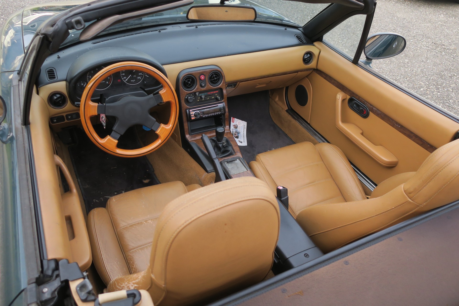 MAZDA 1.6i-image-2