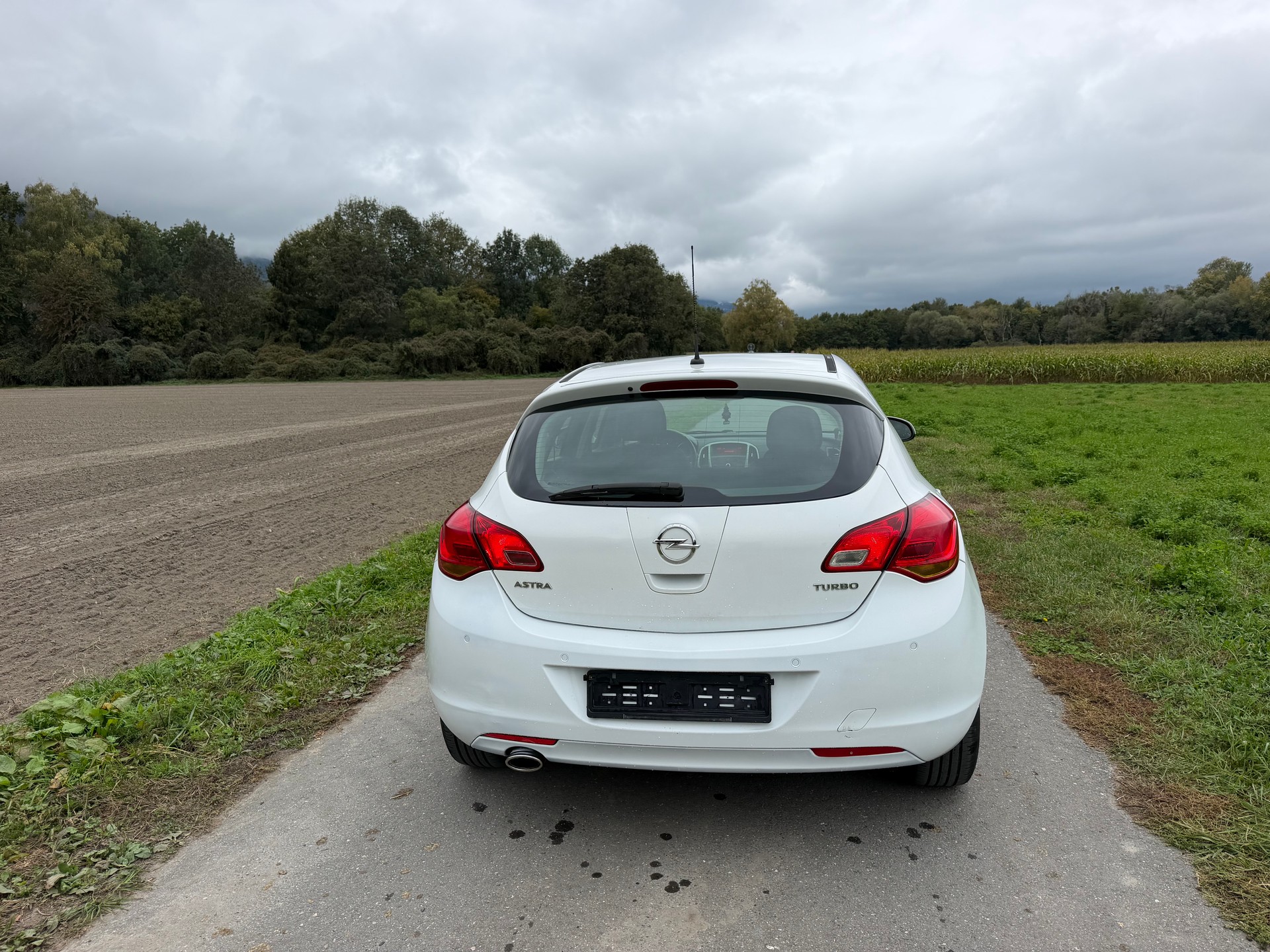 OPEL Astra 1.4i 16V Turbo Sport Automatic-image-4
