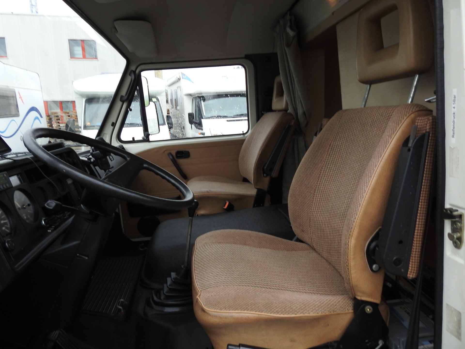 VW LT 35 Clou Niessmann-image-8