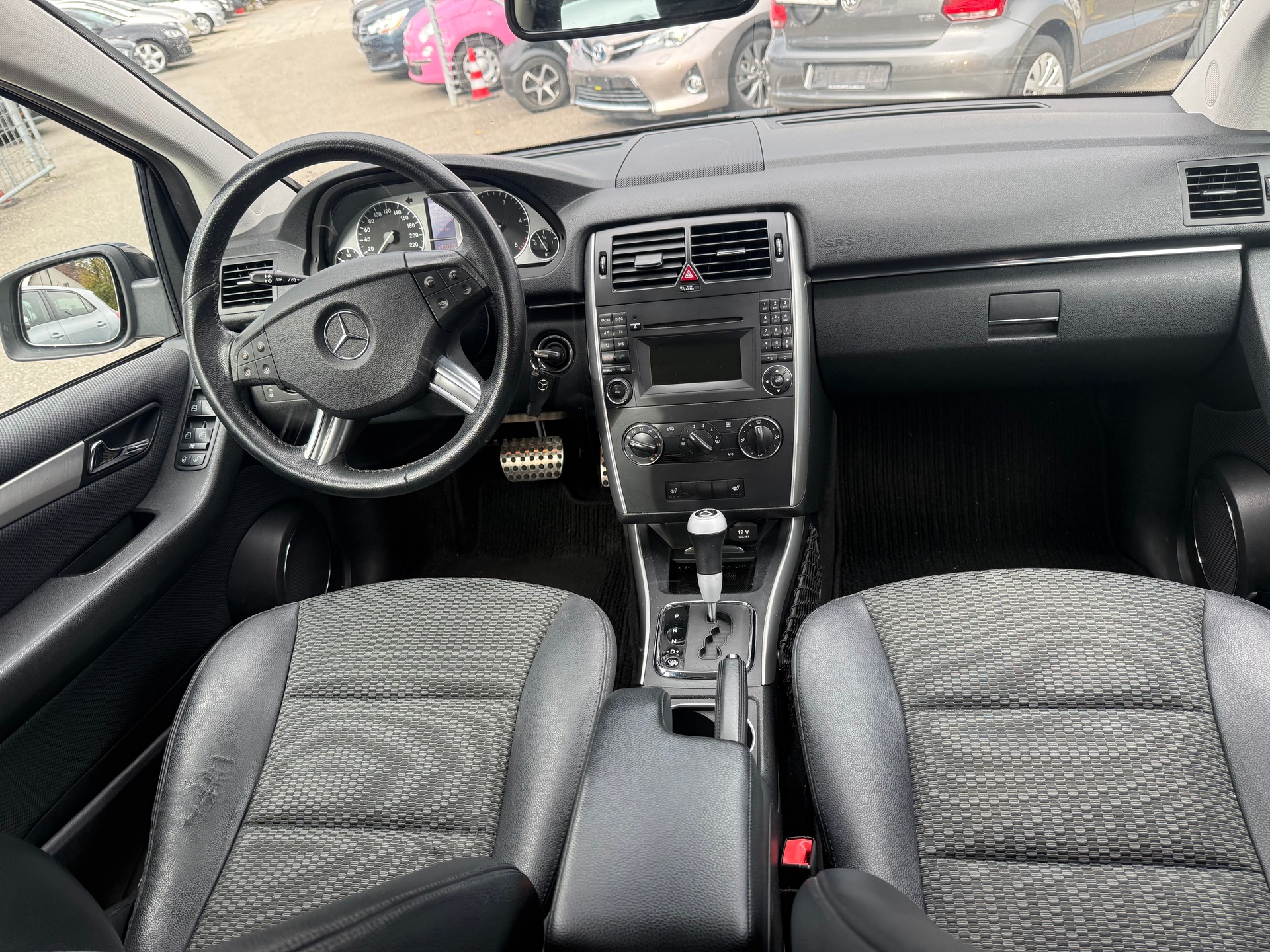 MERCEDES-BENZ B 180 CDI Autotronic-image-6