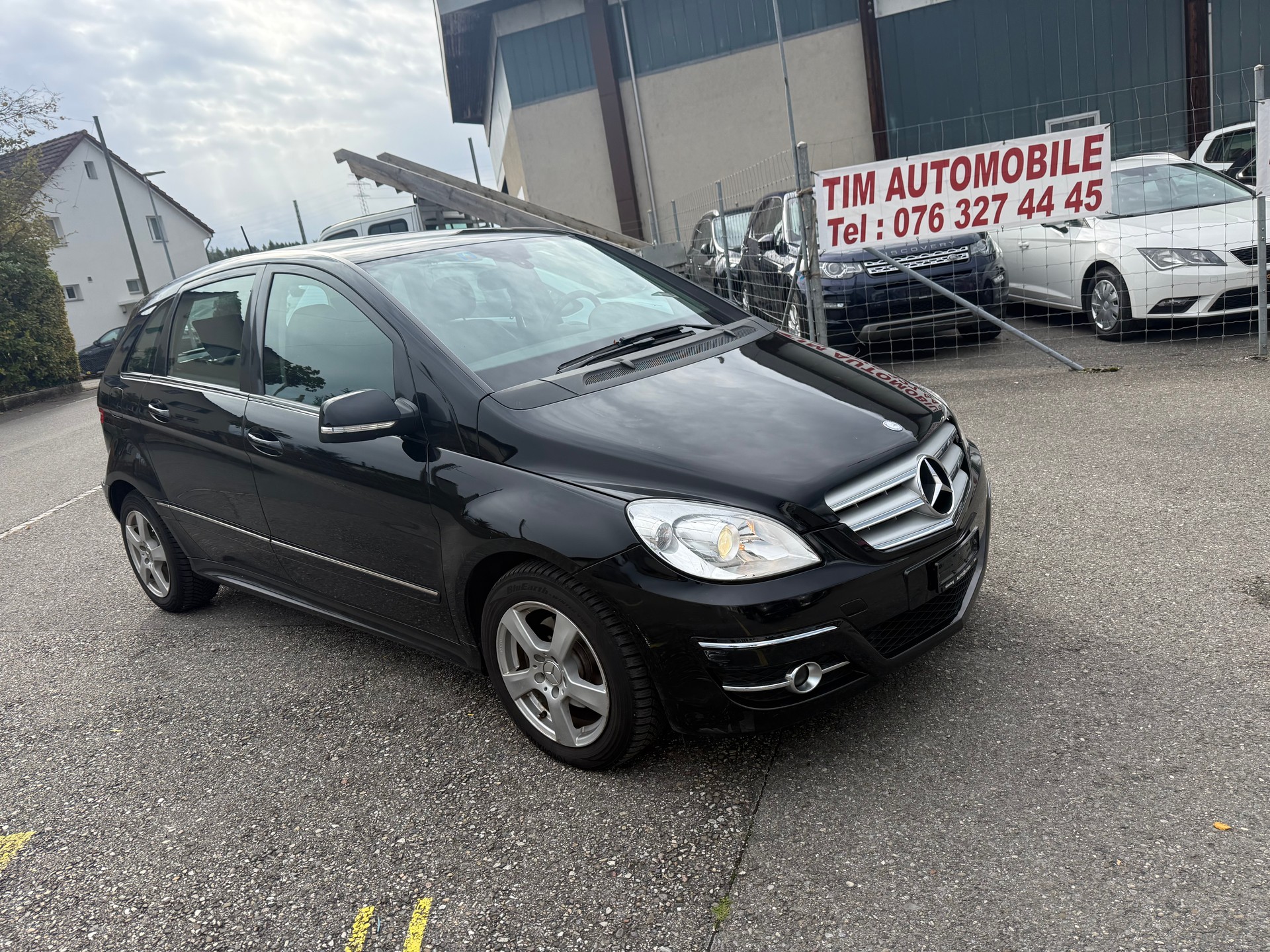 MERCEDES-BENZ B 180 CDI Autotronic-image-2
