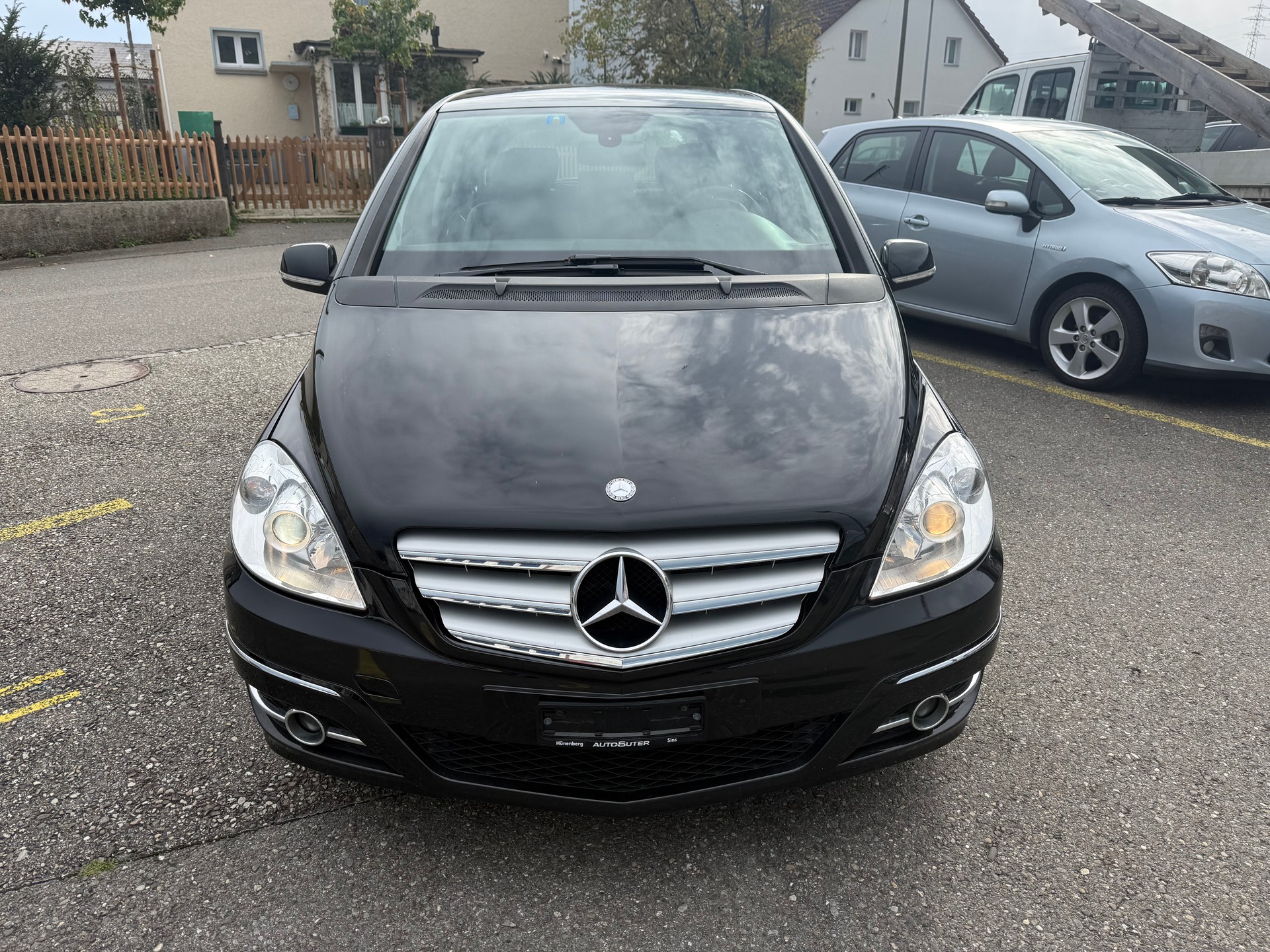 MERCEDES-BENZ B 180 CDI Autotronic-image-1