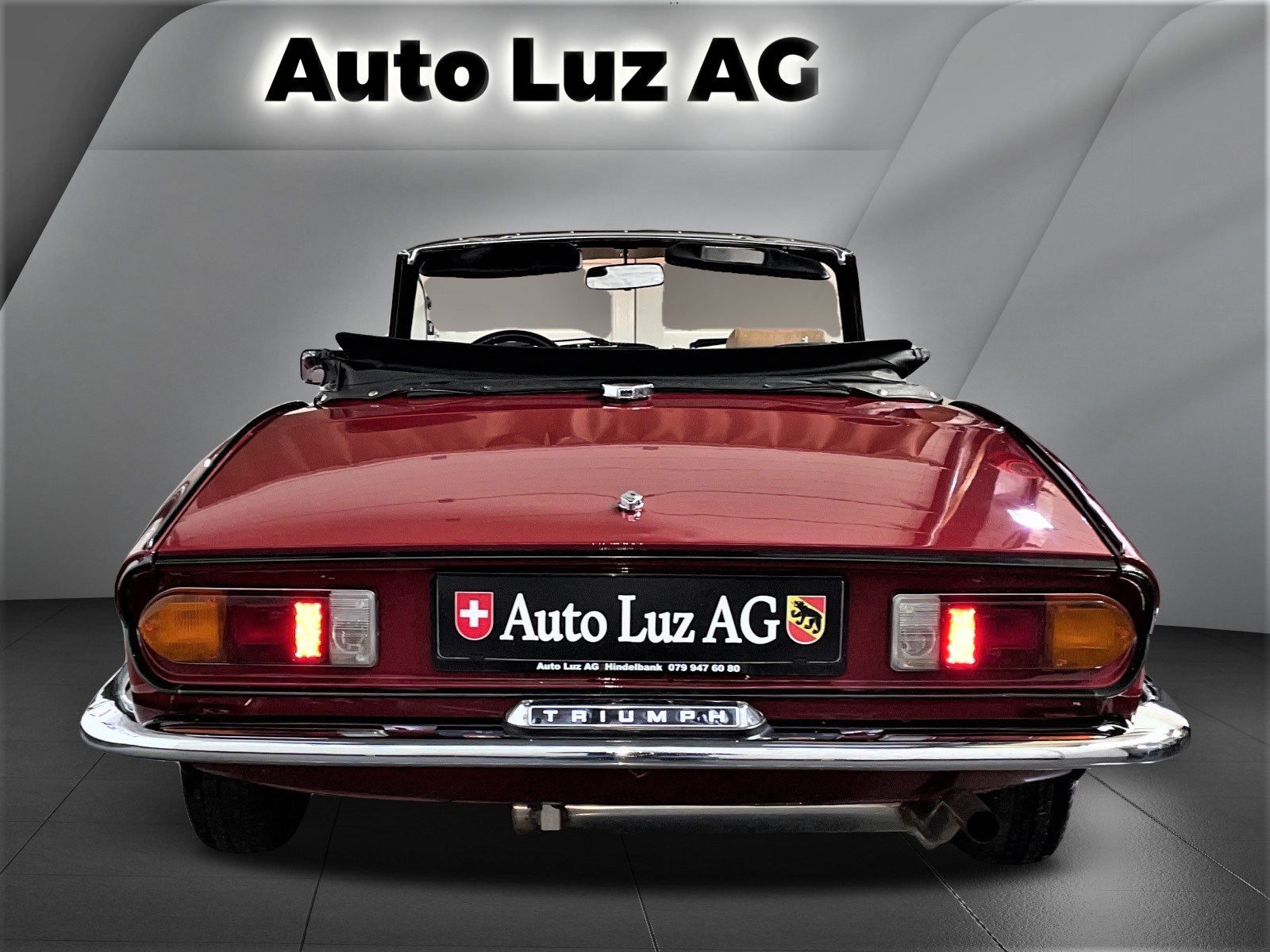 TRIUMPH Spitfire 1500-showroom-element-2