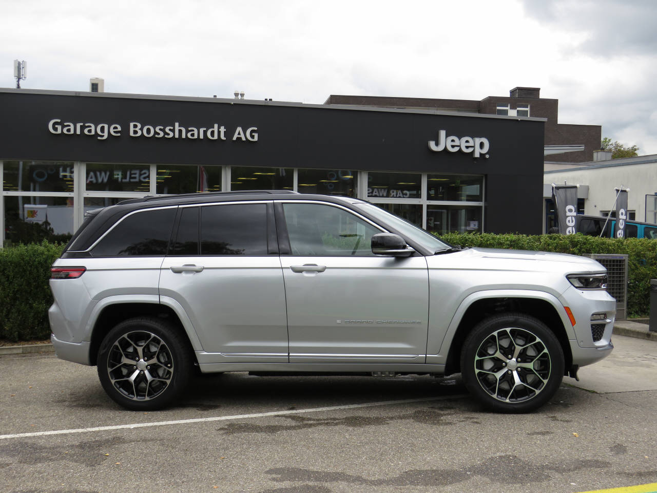 JEEP Grand Cherokee 2.0 Turbo Summit Reserve 4xe-image-1