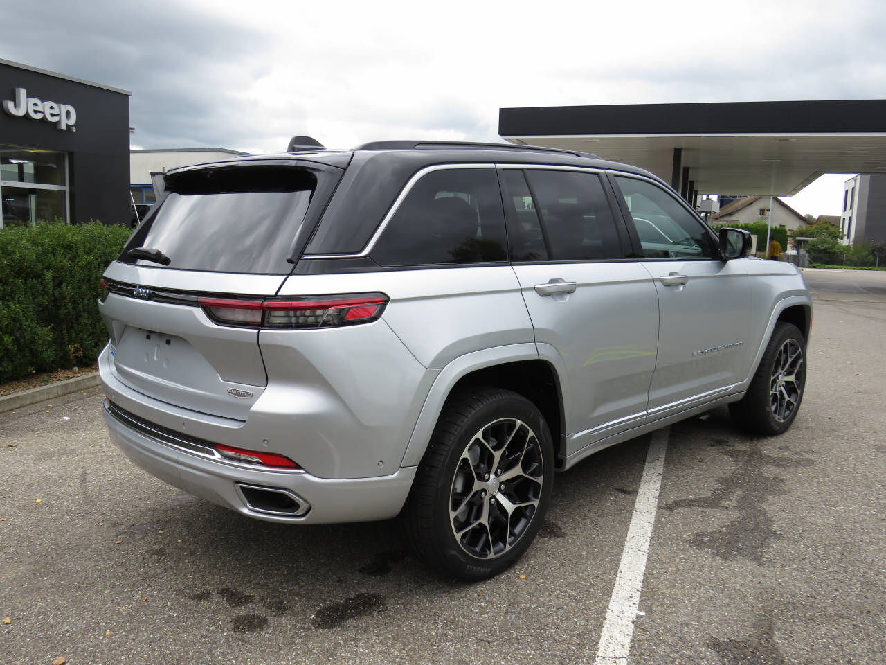 JEEP Grand Cherokee 2.0 Turbo Summit Reserve 4xe-image-2