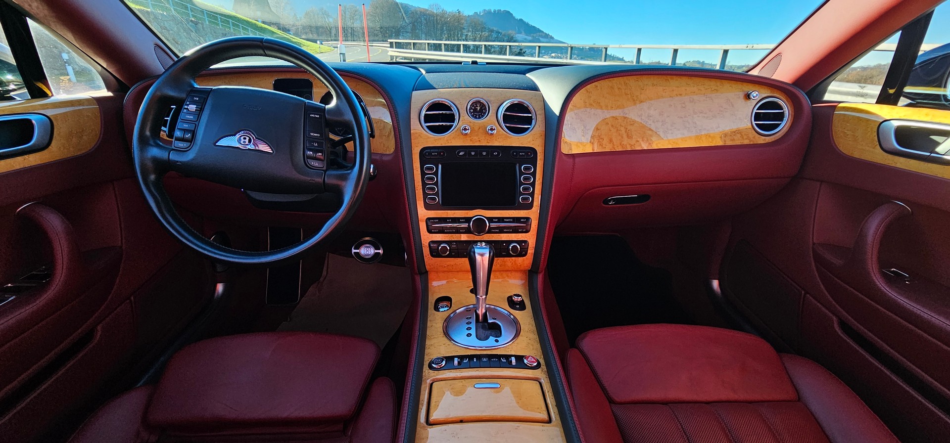 BENTLEY Continental Flying Spur 6.0-image-6