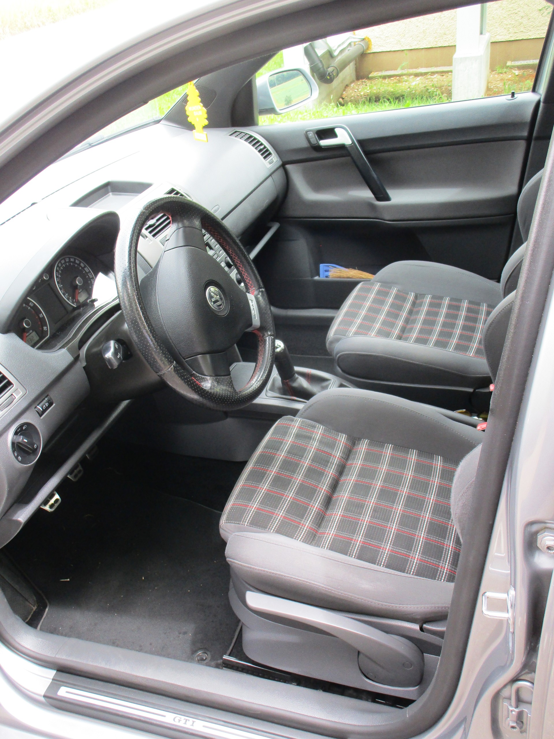 VW Polo 1.8 20V Turbo GTI-image-3