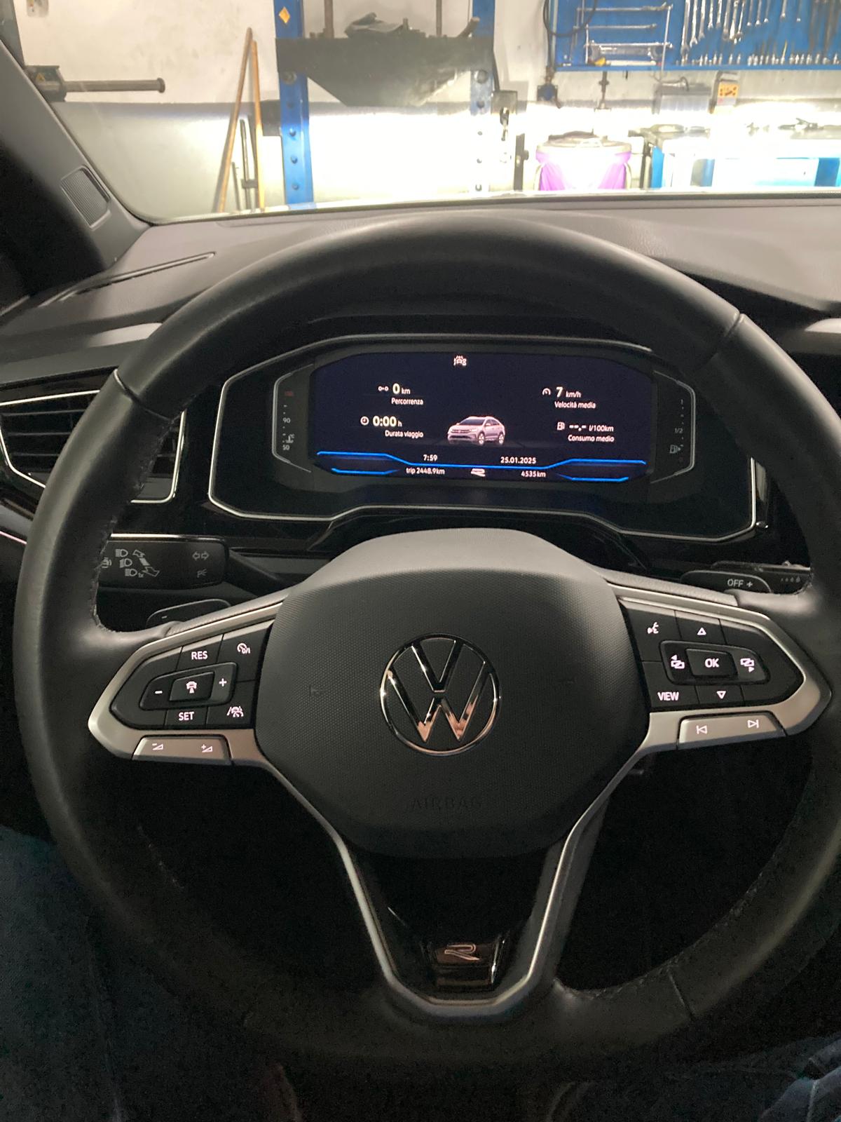 VW Taigo 1.0 TSI R-Line DSG-image-2