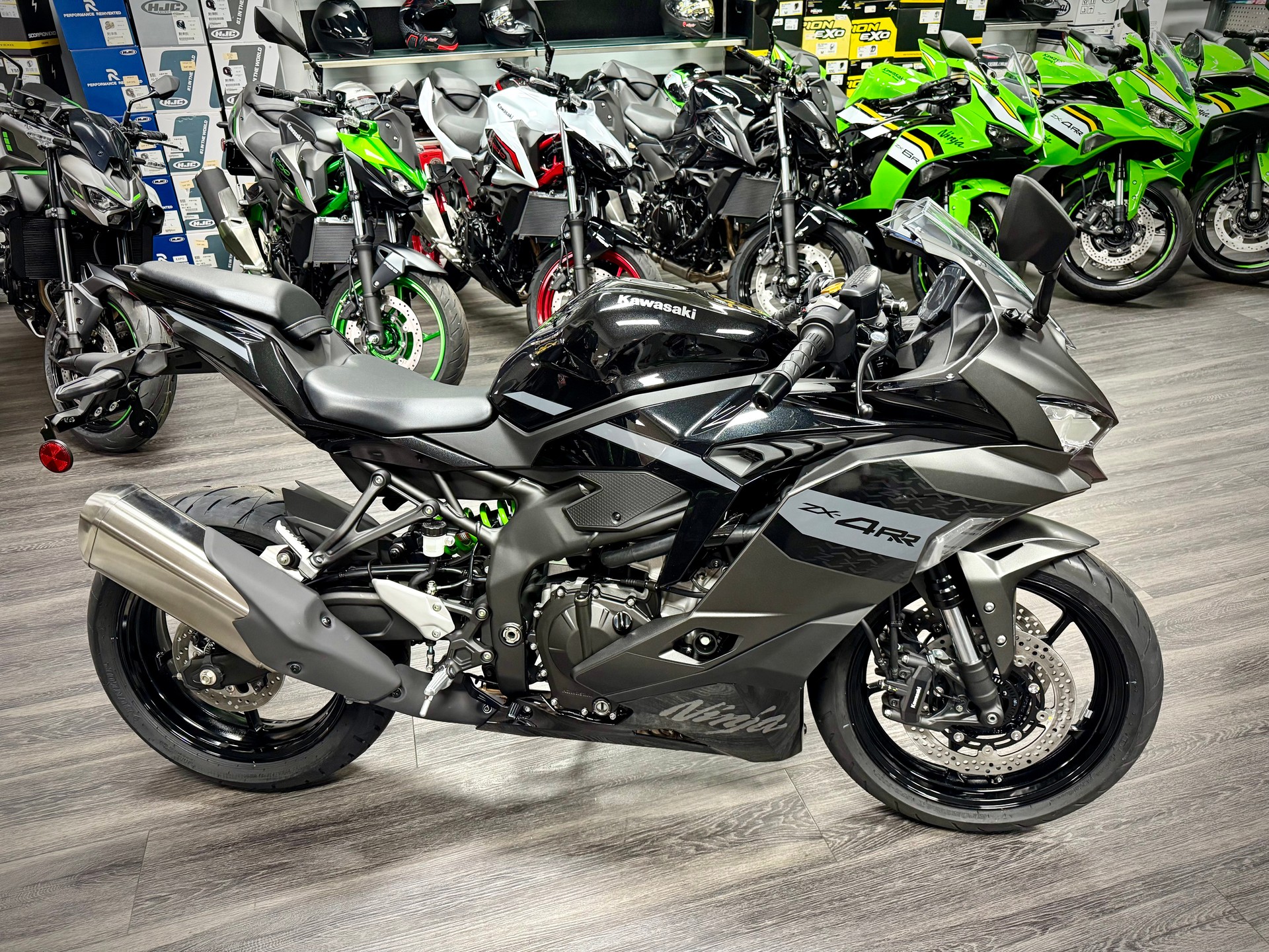 KAWASAKI NINJA ZX-4RR NEW 2026 ( 35kW +350.- ) Kaufen
