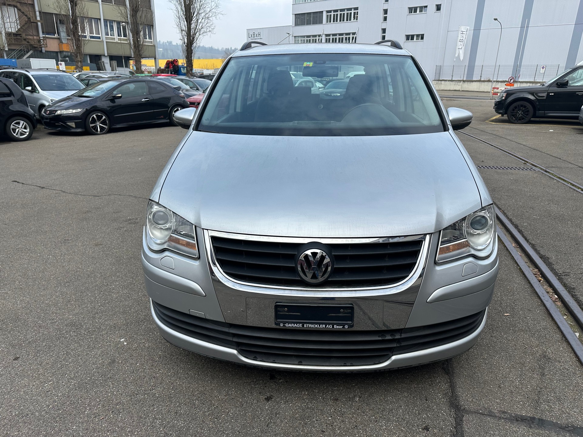 VW Touran 1.4 TSI Highline DSG-image-1