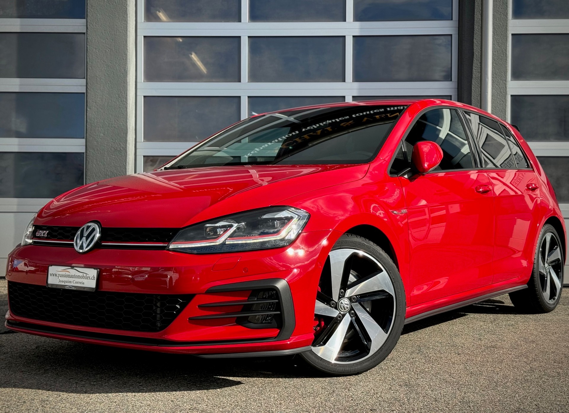 VW Golf 2.0 TSI GTI Performance DSG - Véhicule Suisse (CH)