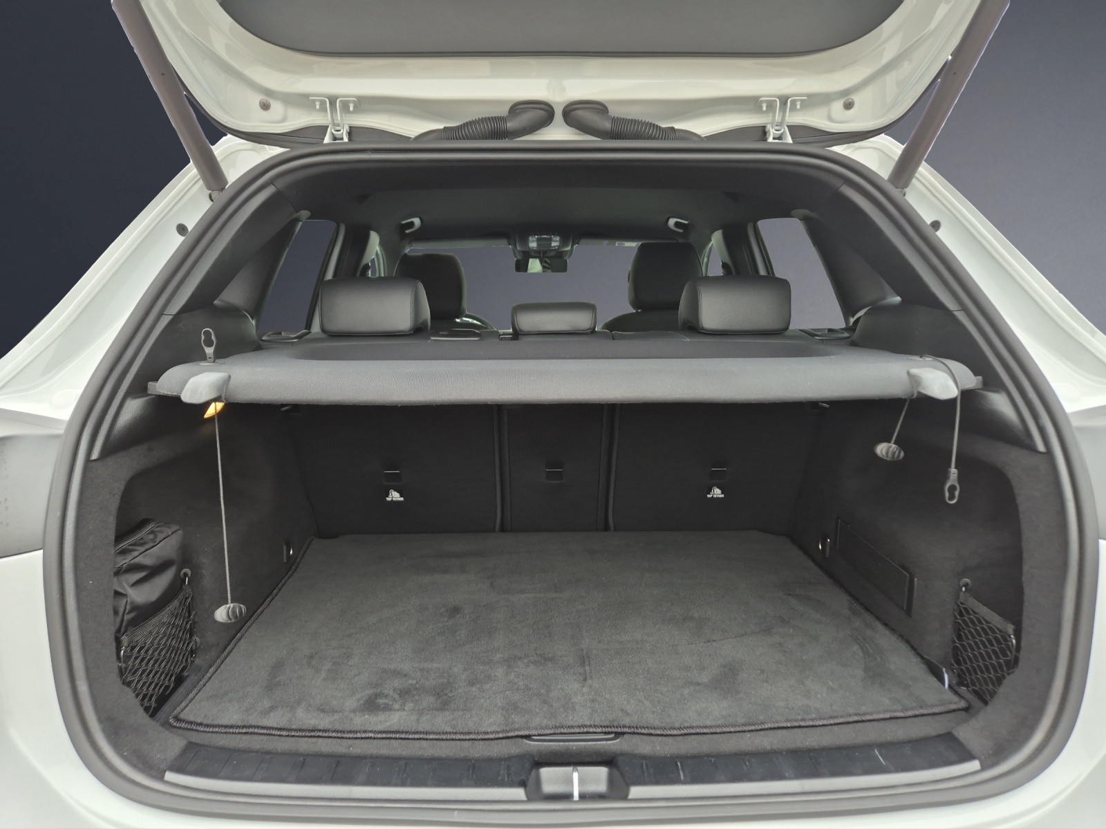 Image MERCEDES-BENZ GLA-220 GLA 220d Progressive