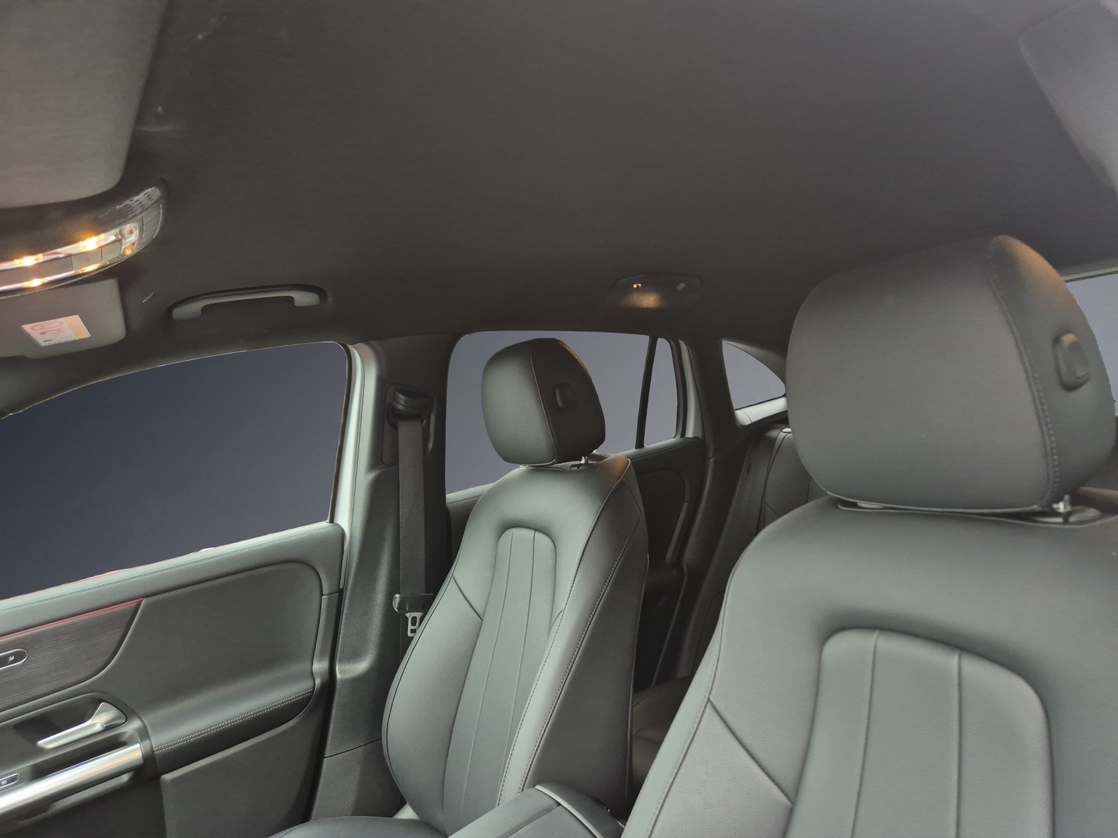 Image MERCEDES-BENZ GLA-220 GLA 220d Progressive