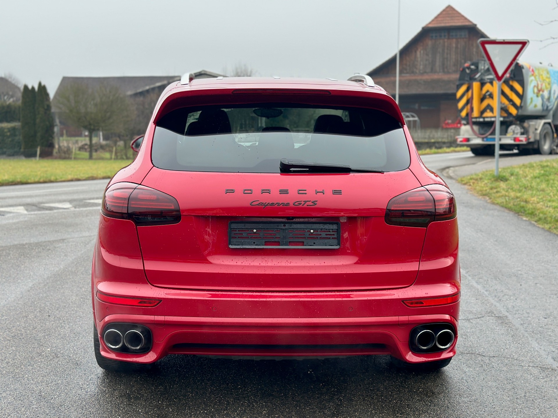 PORSCHE Cayenne GTS-image-4