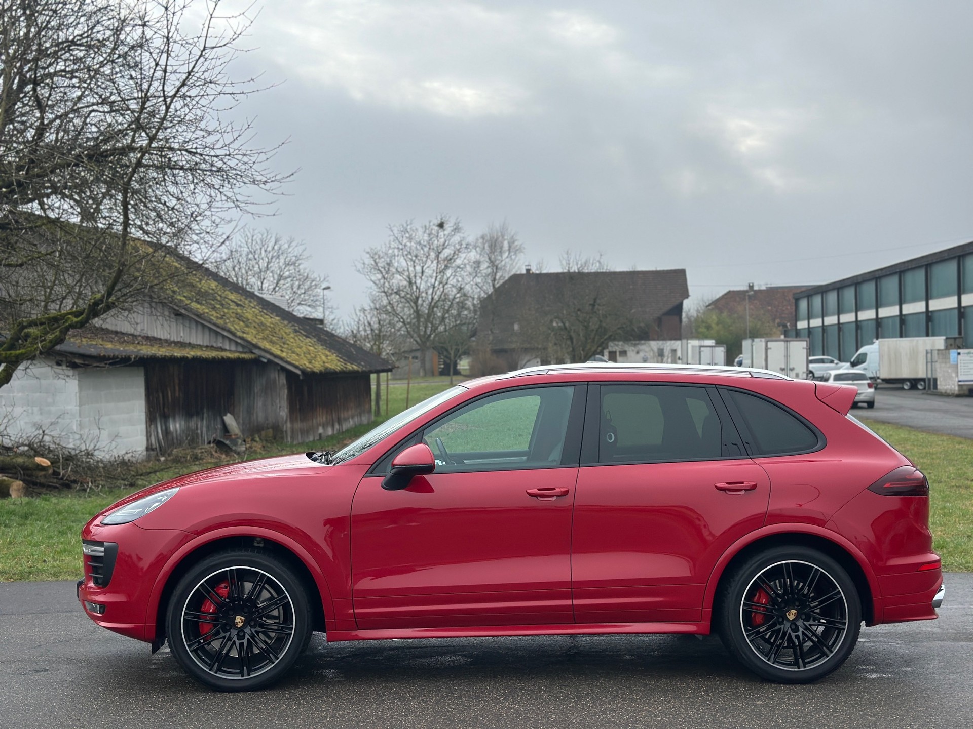 PORSCHE Cayenne GTS-image-10