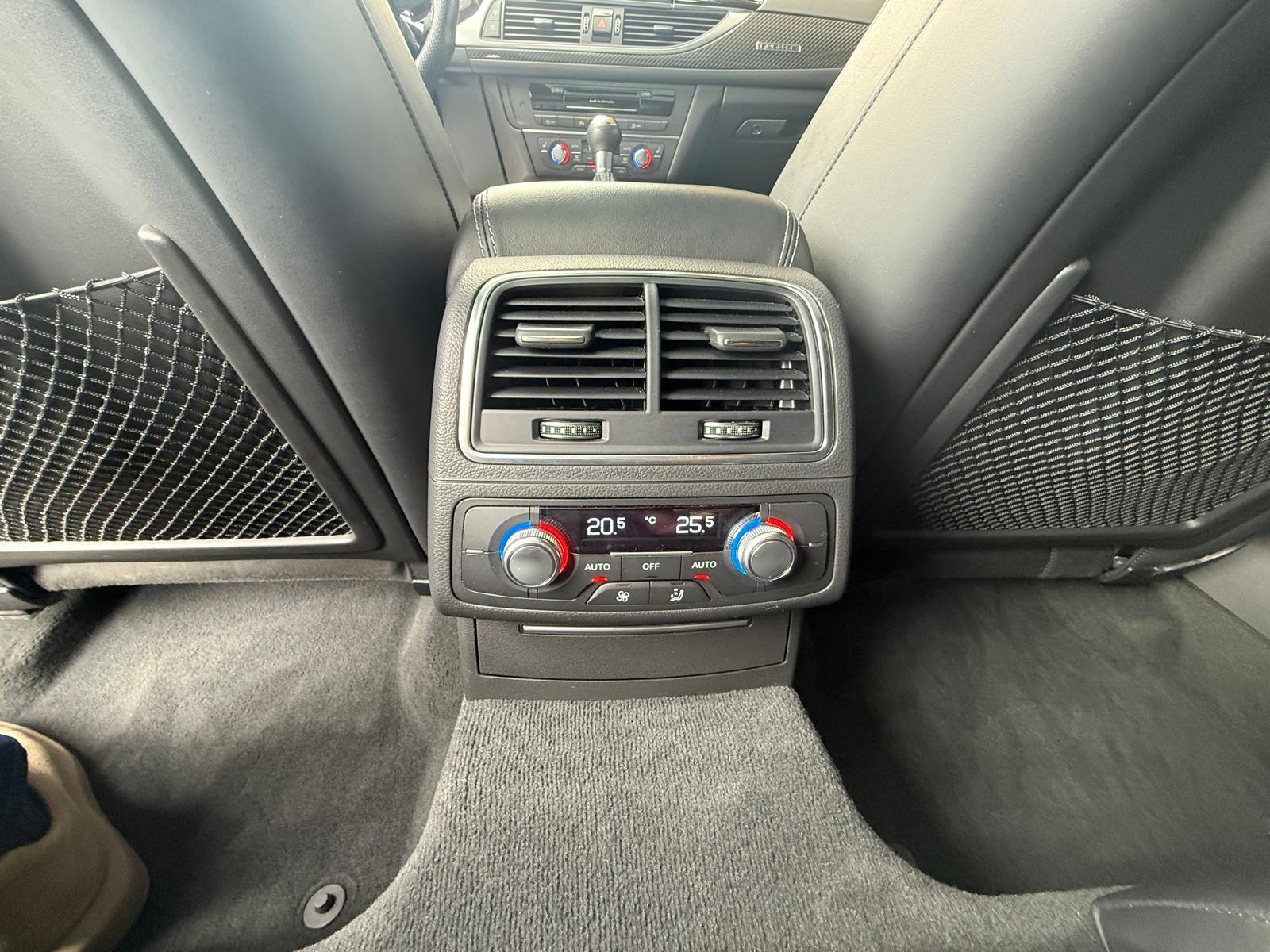AUDI RS6 Avant 4.0 TFSI V8 quattro Tiptronic-image-10