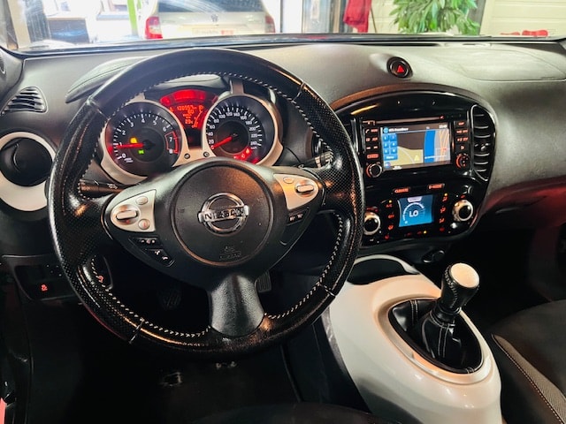 NISSAN Juke 1.2 DIG-T N-Connecta-image-12