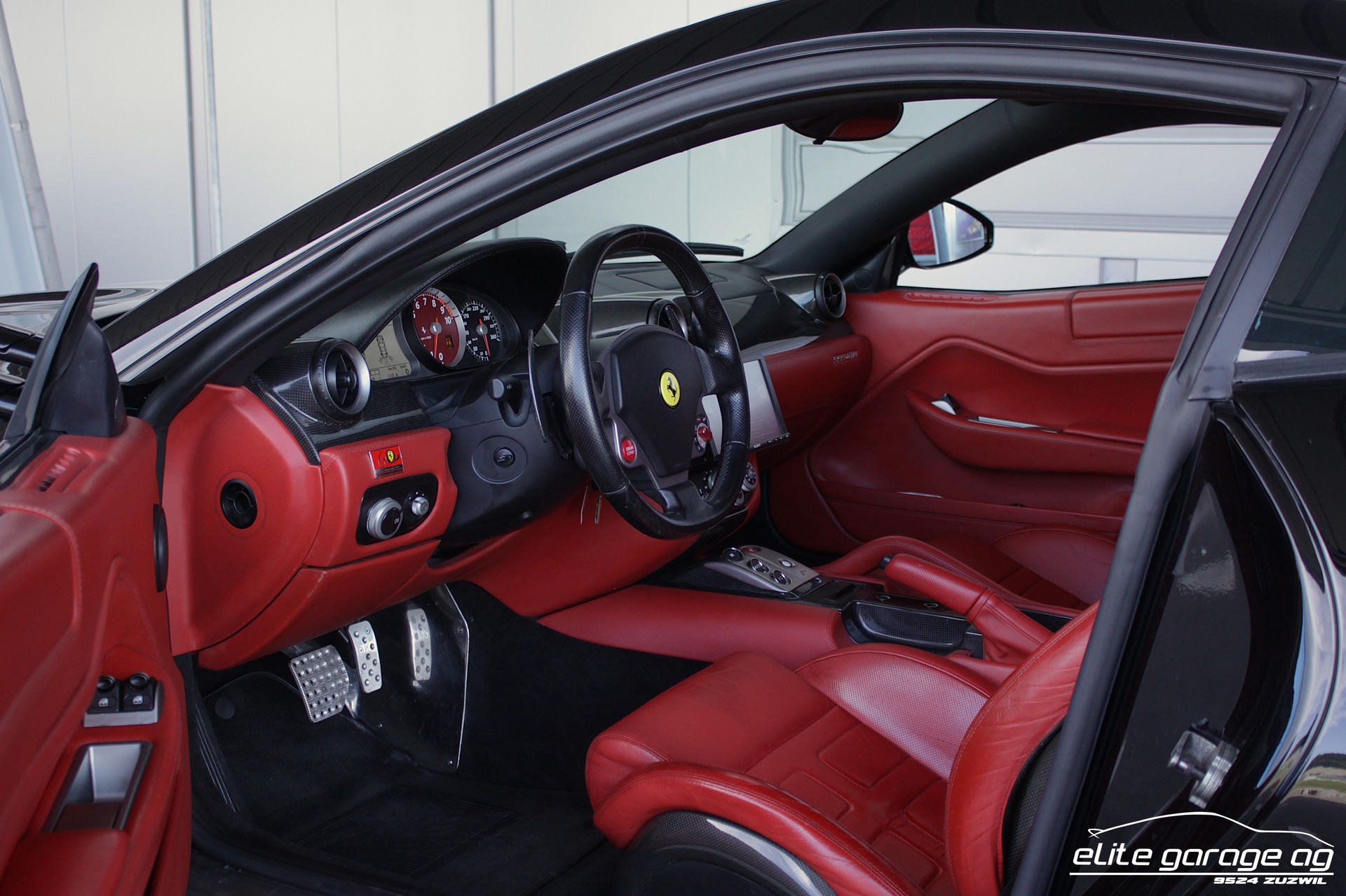 FERRARI 599 GTB-image-13