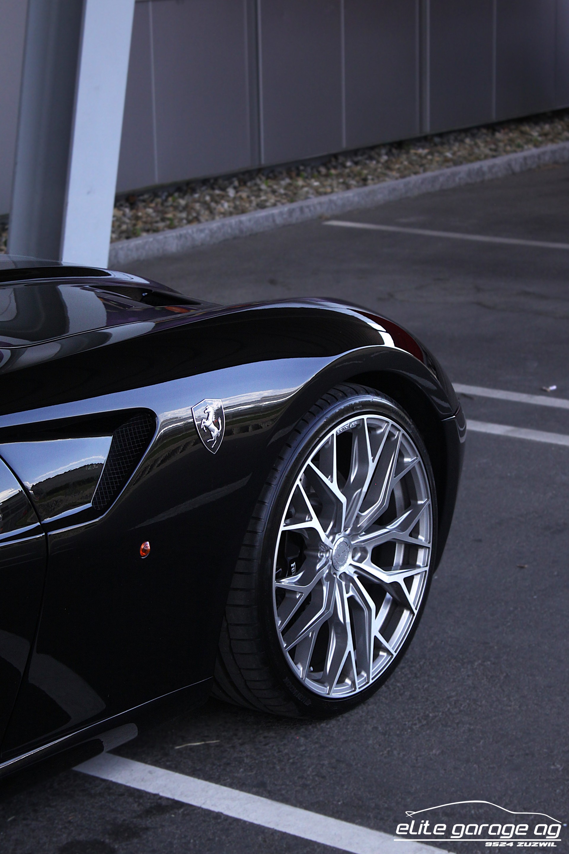 FERRARI 599 GTB-image-10