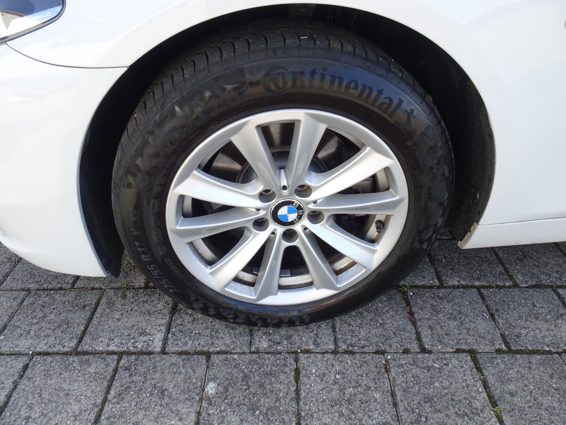 BMW 520d Touring xDrive Steptronic-image-10