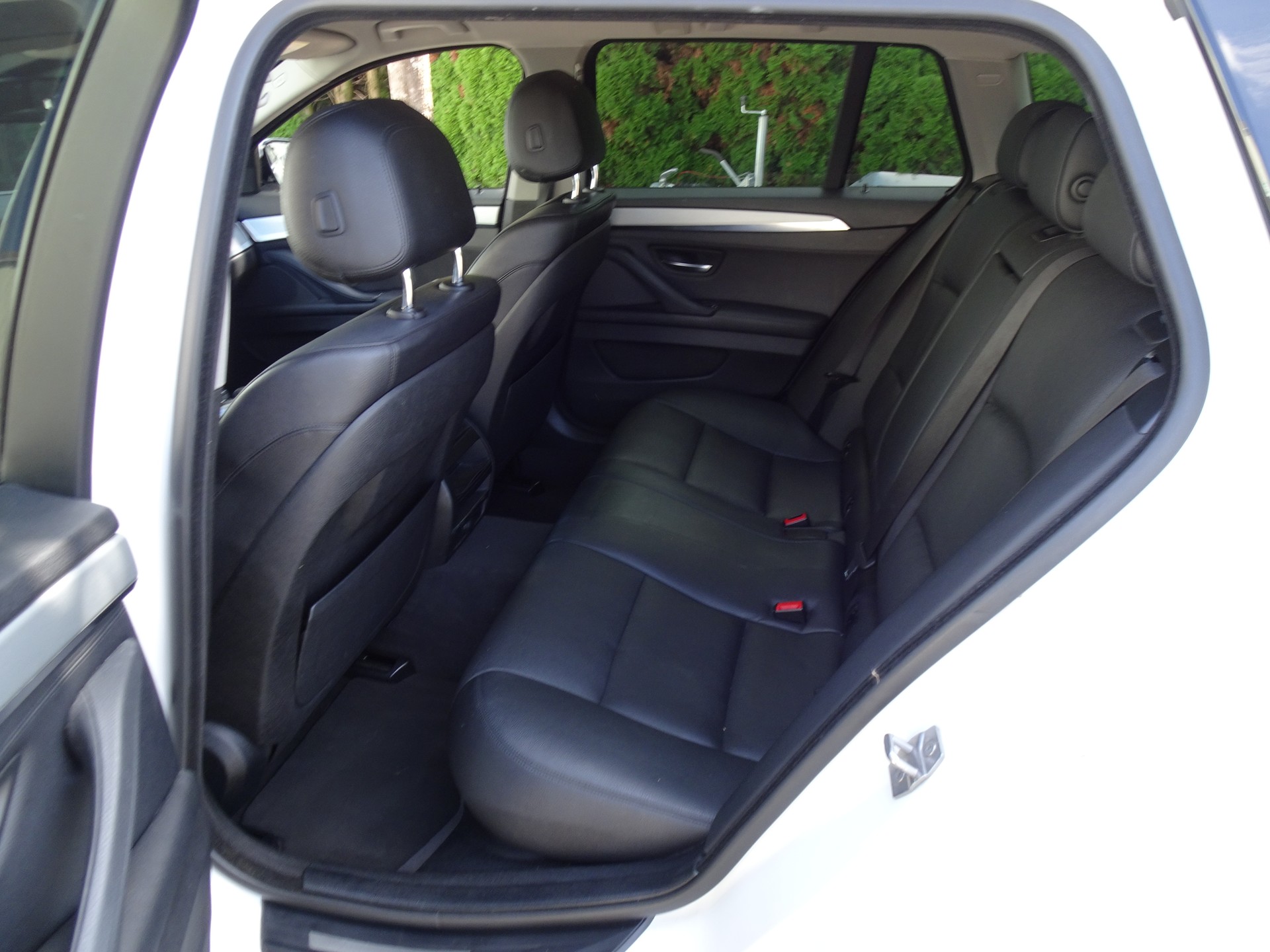 BMW 520d Touring xDrive Steptronic-image-7