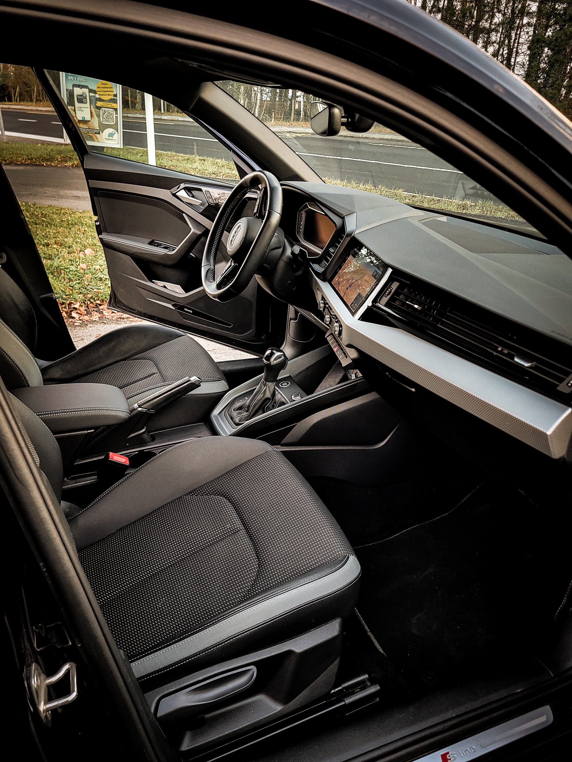 AUDI A1 Sportback 30 TFSI advanced Attraction S-tronic-image-5