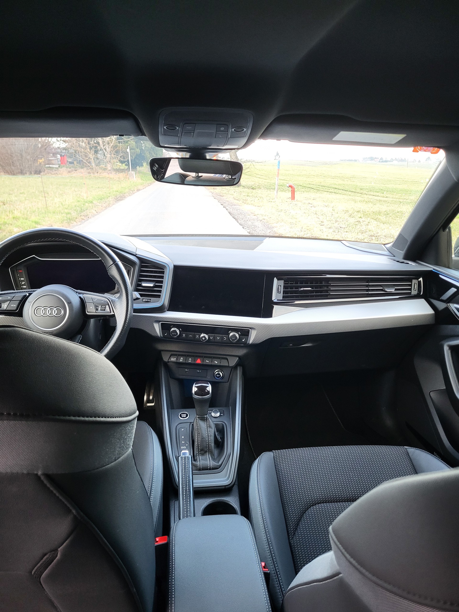 AUDI A1 Sportback 30 TFSI advanced Attraction S-tronic-image-7