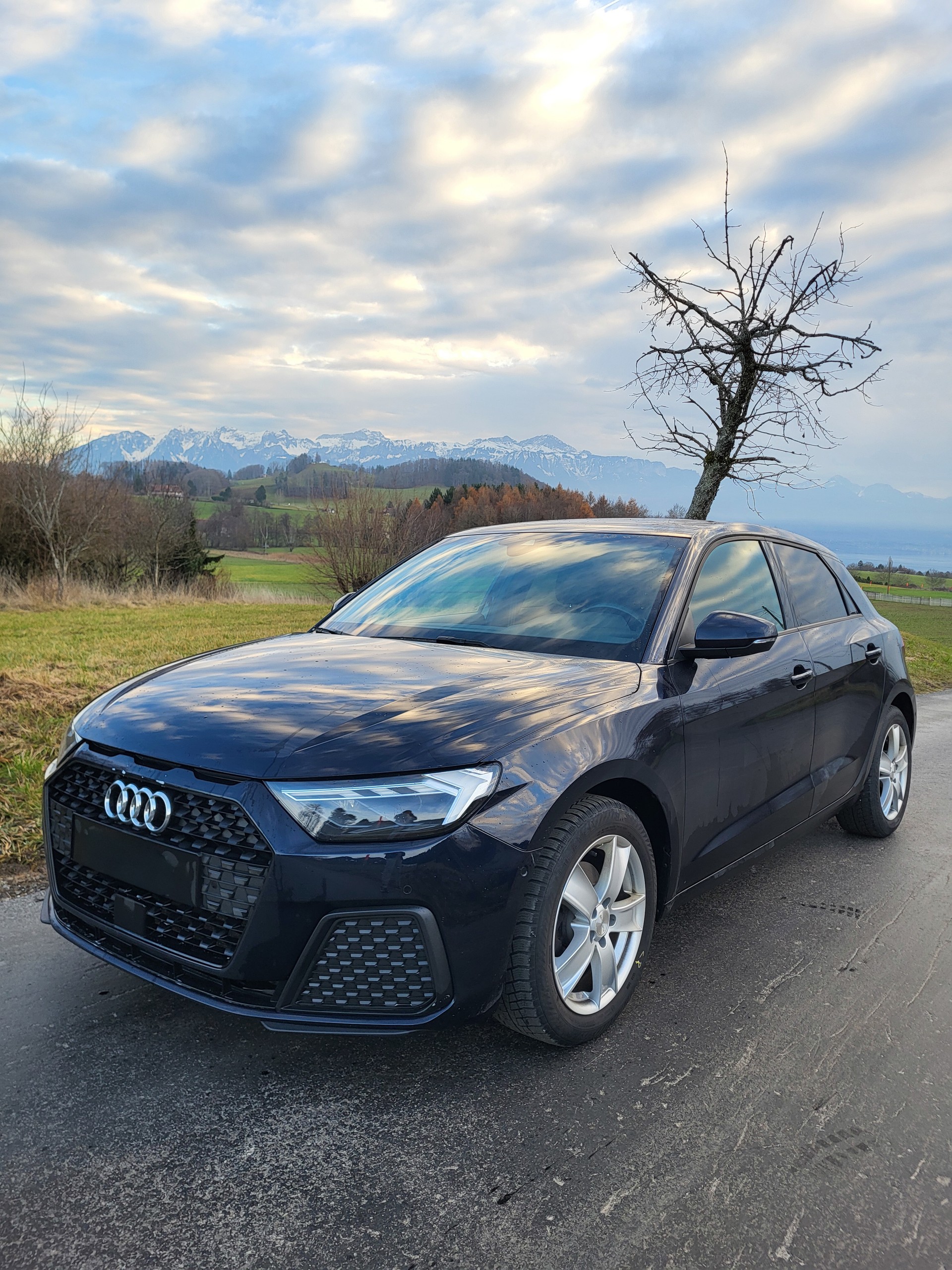AUDI A1 Sportback 30 TFSI advanced Attraction S-tronic-image-1