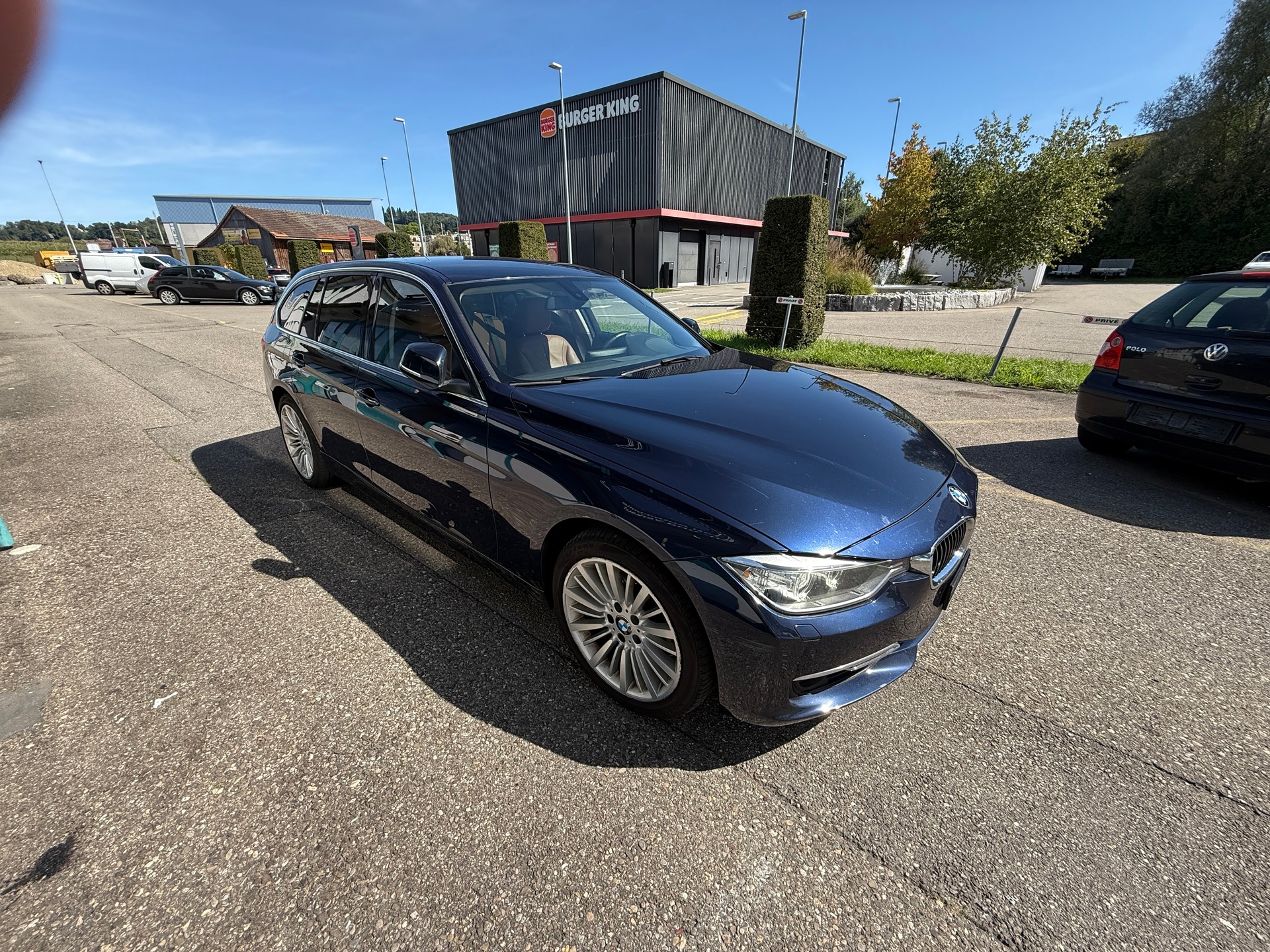 BMW 330d xDrive Touring Modern Line Steptronic-image-6